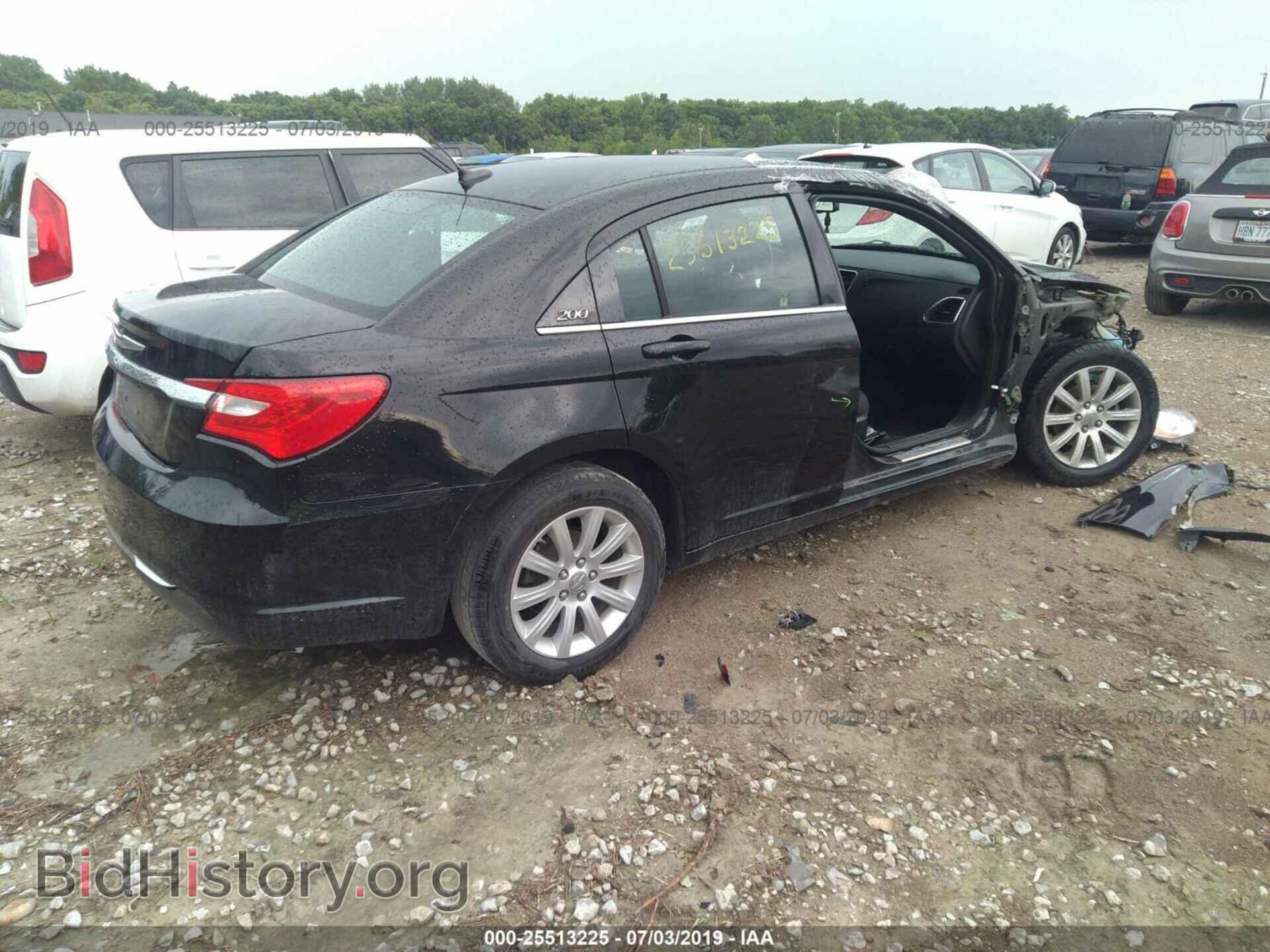 2013 CHRYSLER 200 - VIN: 1C3CCBBB8DN629064 - Photo 4