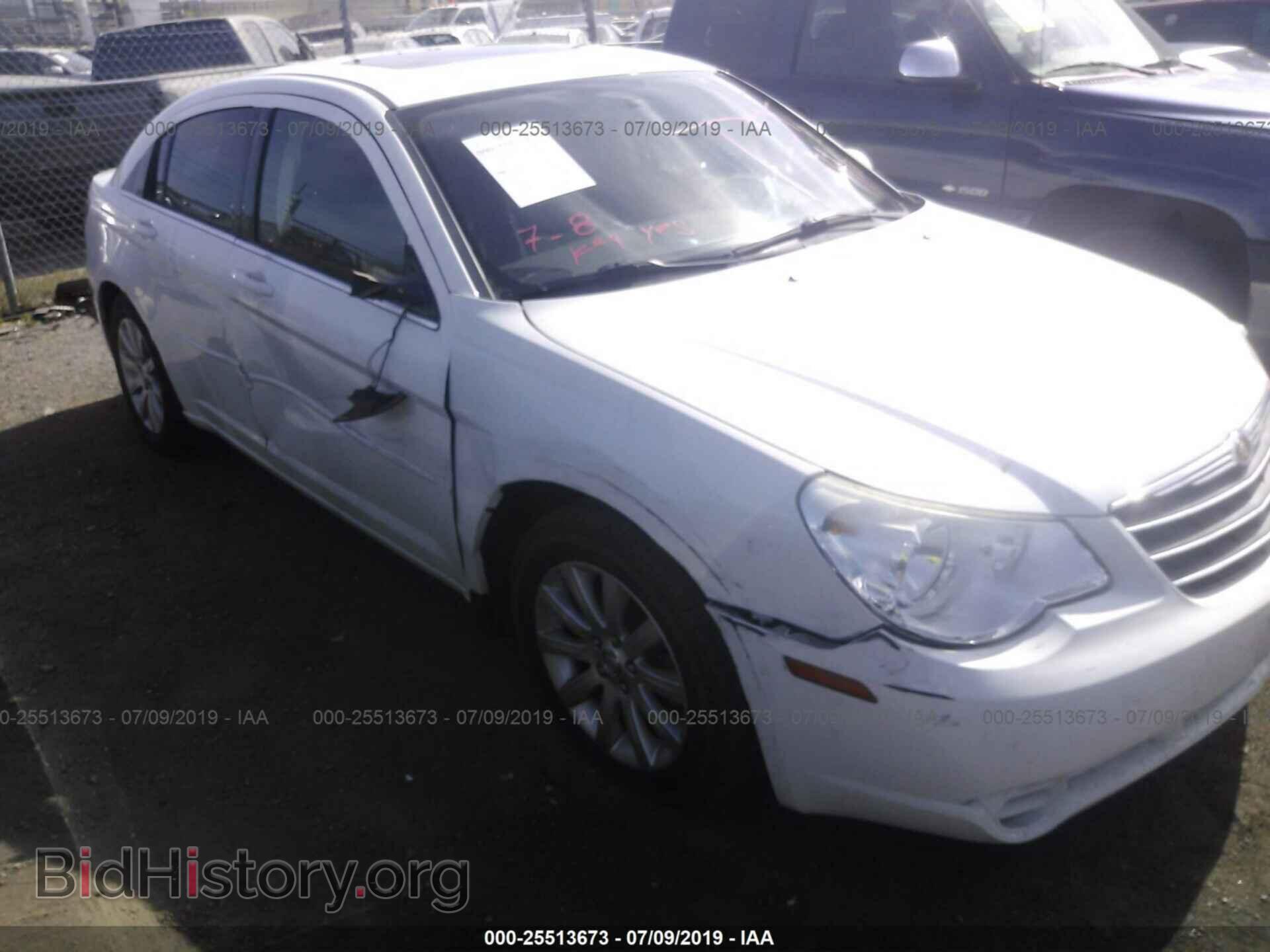 2010 CHRYSLER SEBRING - VIN: 1C3CC5FD0AN199801 - Фото 6