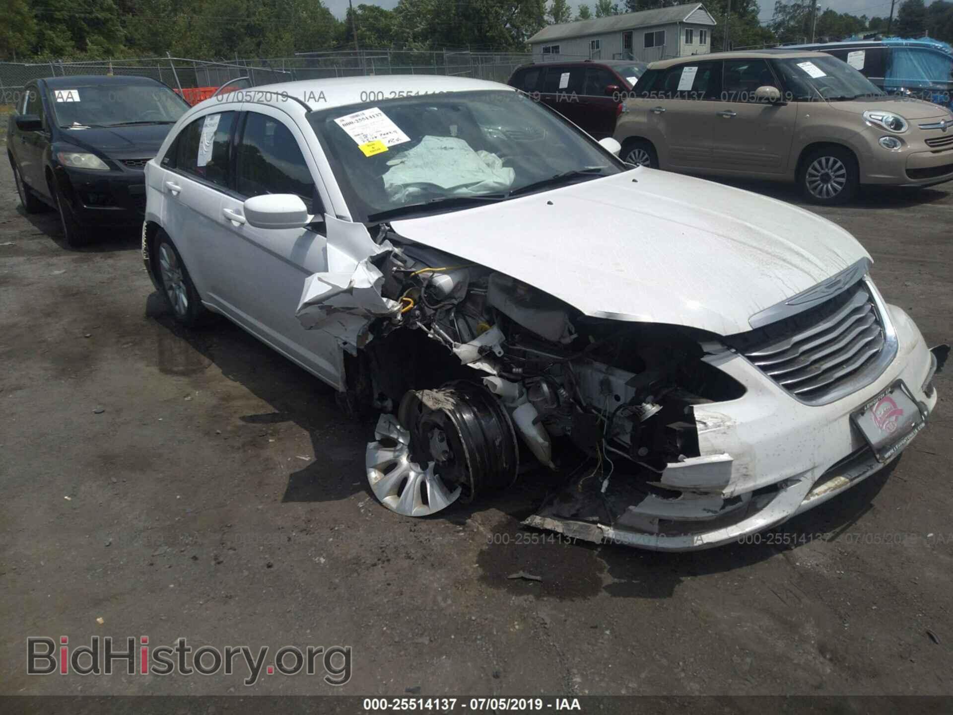 2013 CHRYSLER 200 - VIN: 1C3CCBAB7DN559591 - Фото 6
