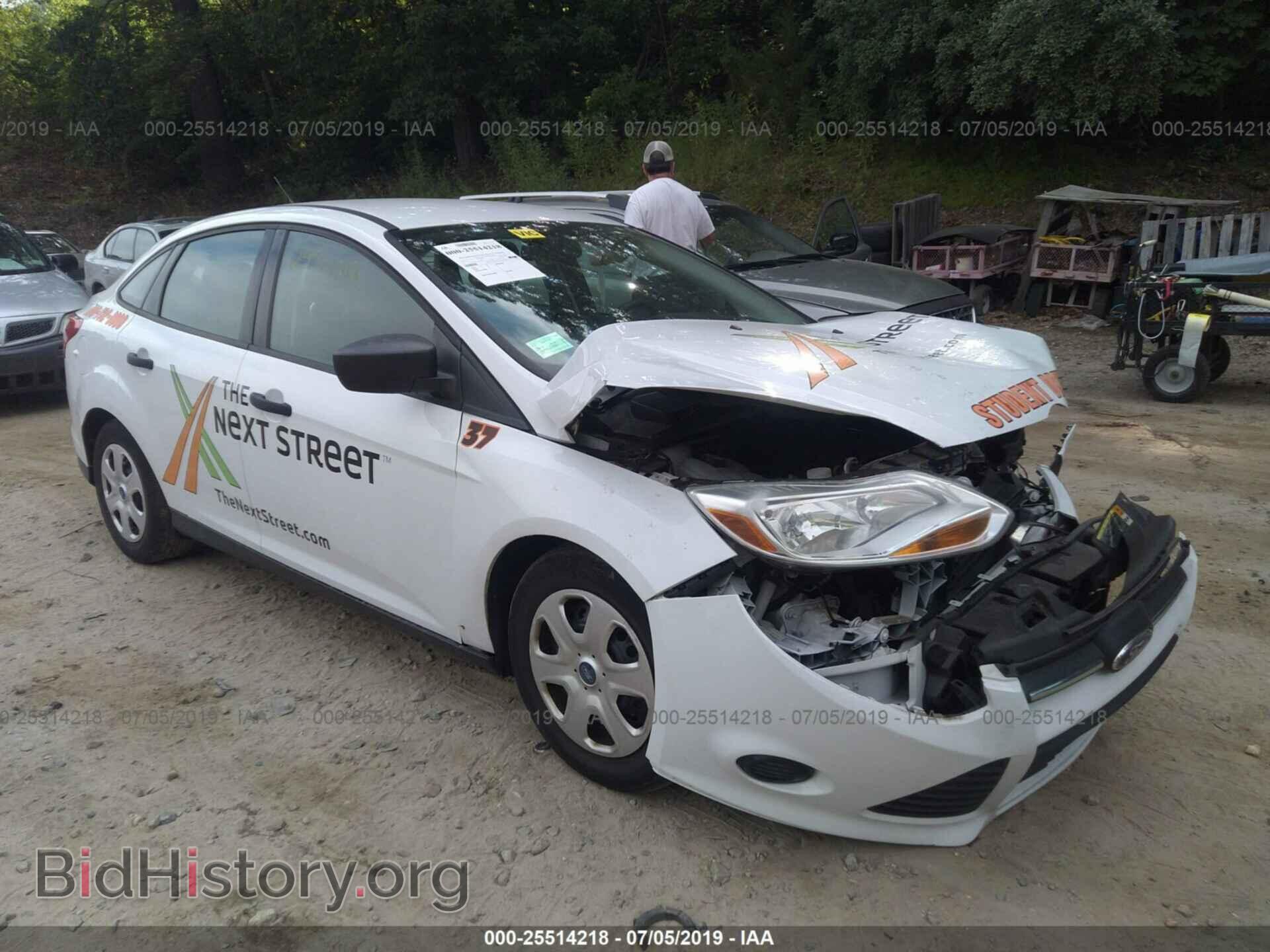 Photo 1FAHP3E20CL230012 - FORD FOCUS 2012