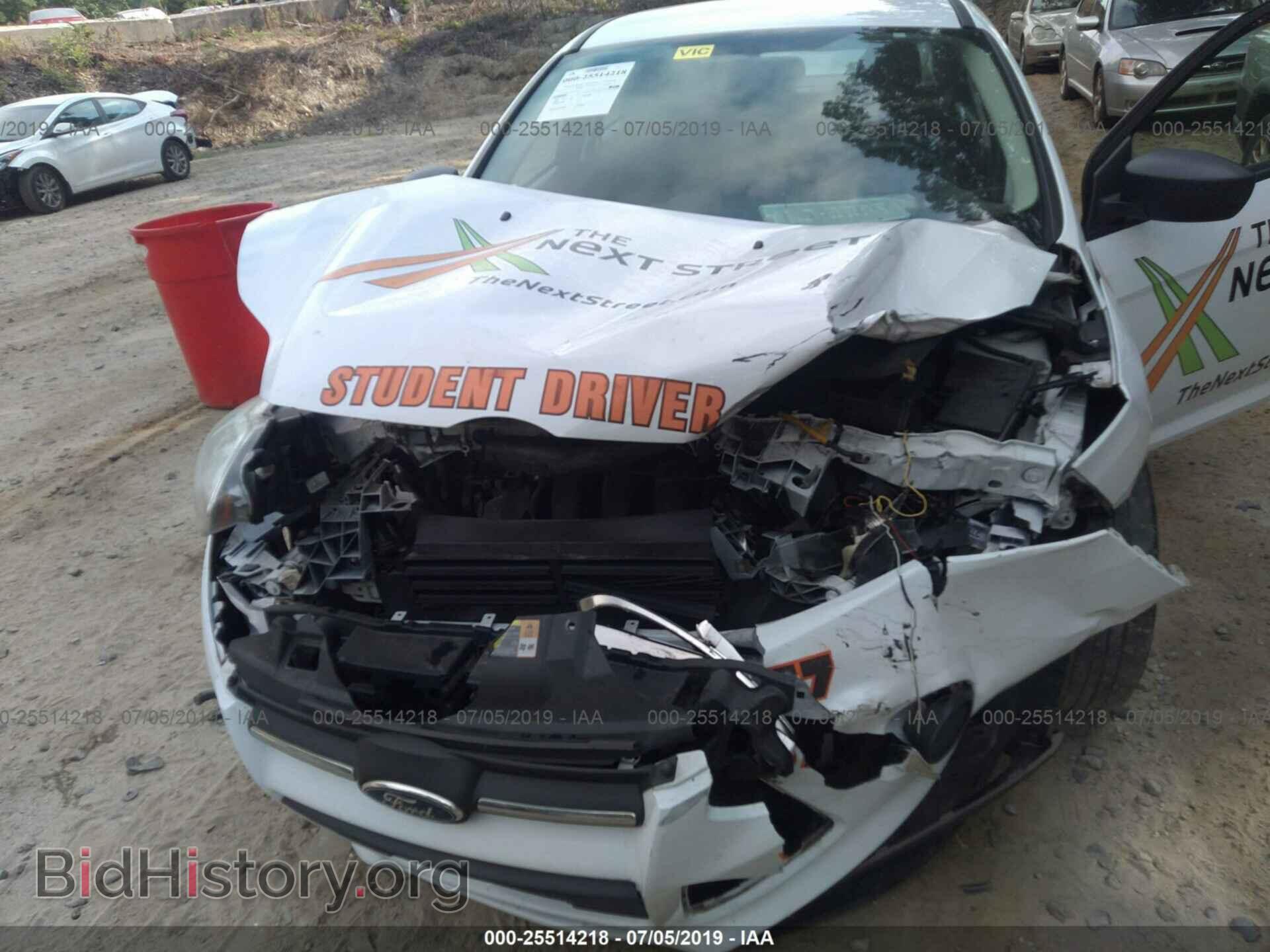 2012 FORD FOCUS - VIN: 1FAHP3E20CL230012 - Photo 6