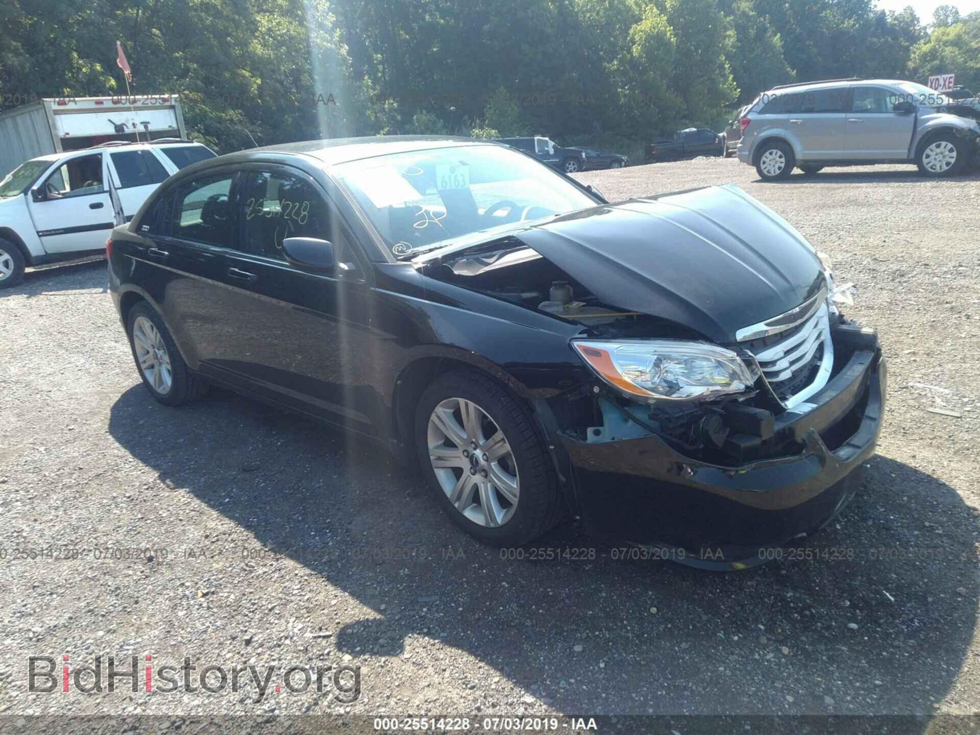 Фотография 1C3BC1FB5BN589488 - CHRYSLER 200 2011