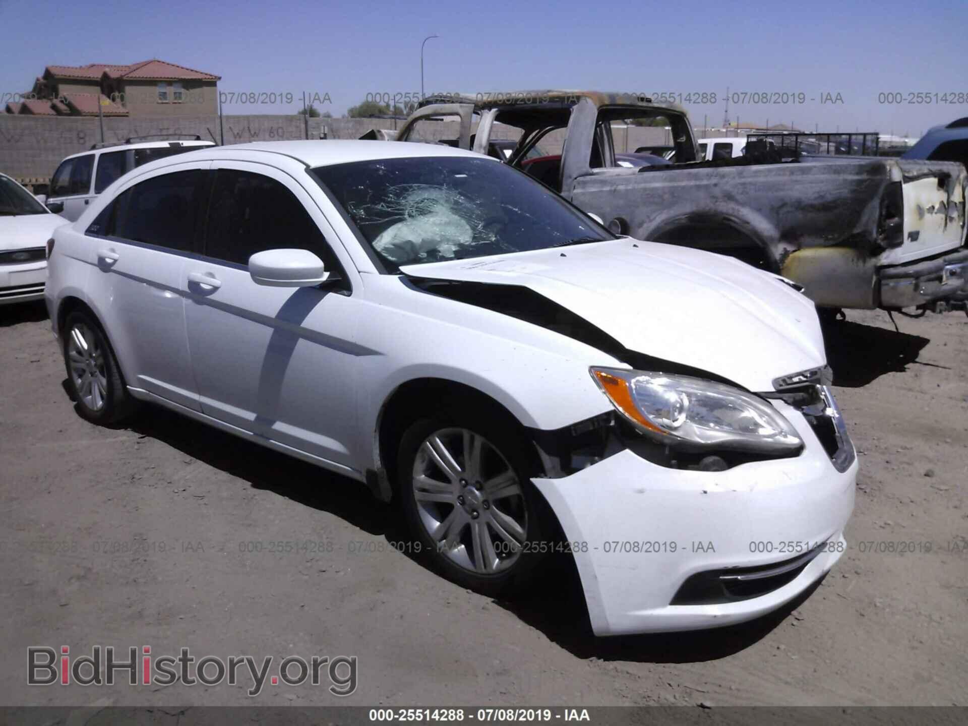 Photo 1C3CCBBB8DN695338 - CHRYSLER 200 2013