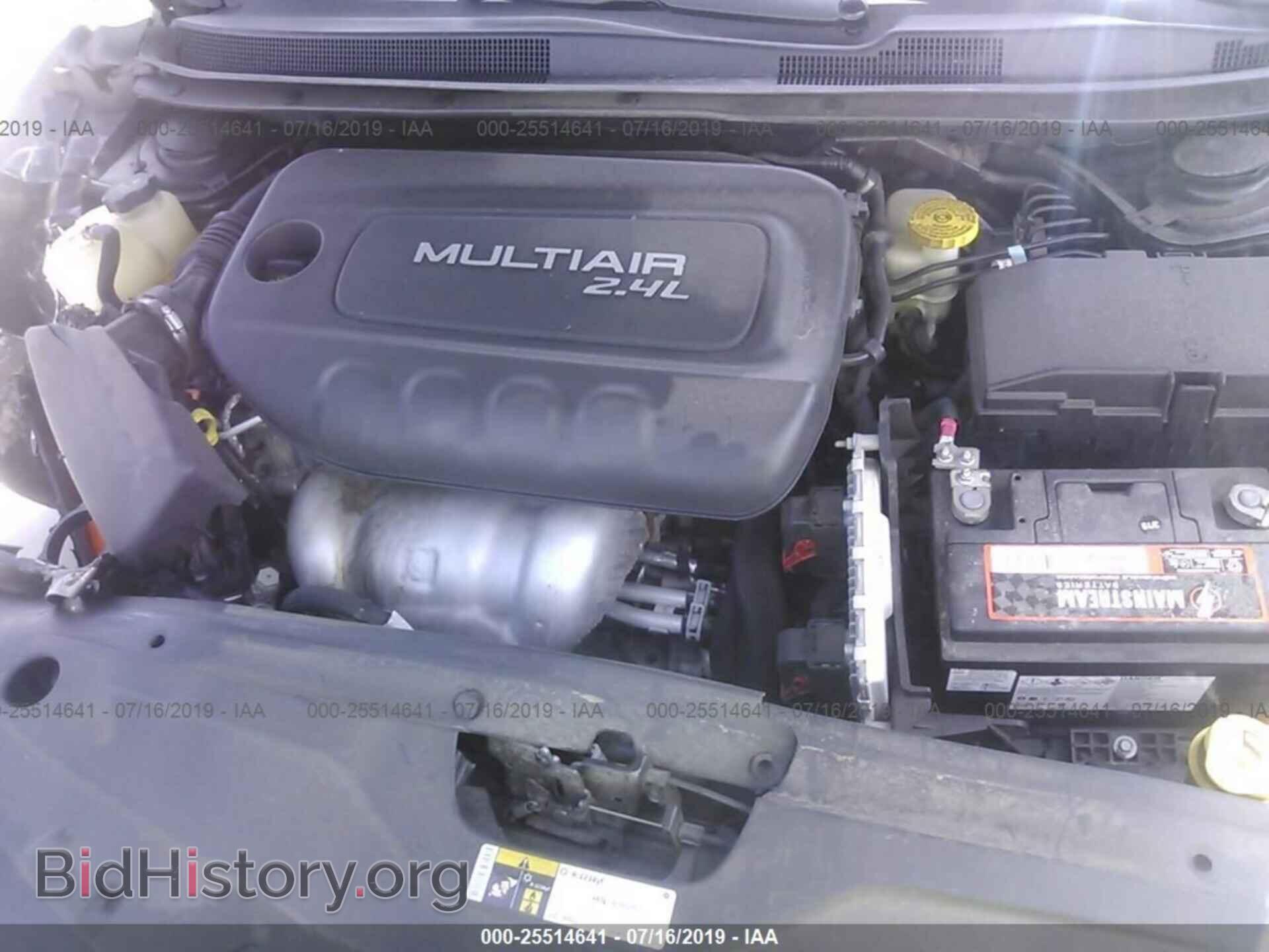 2015 CHRYSLER 200 - VIN: 1C3CCCAB4FN680538 - Фото 10