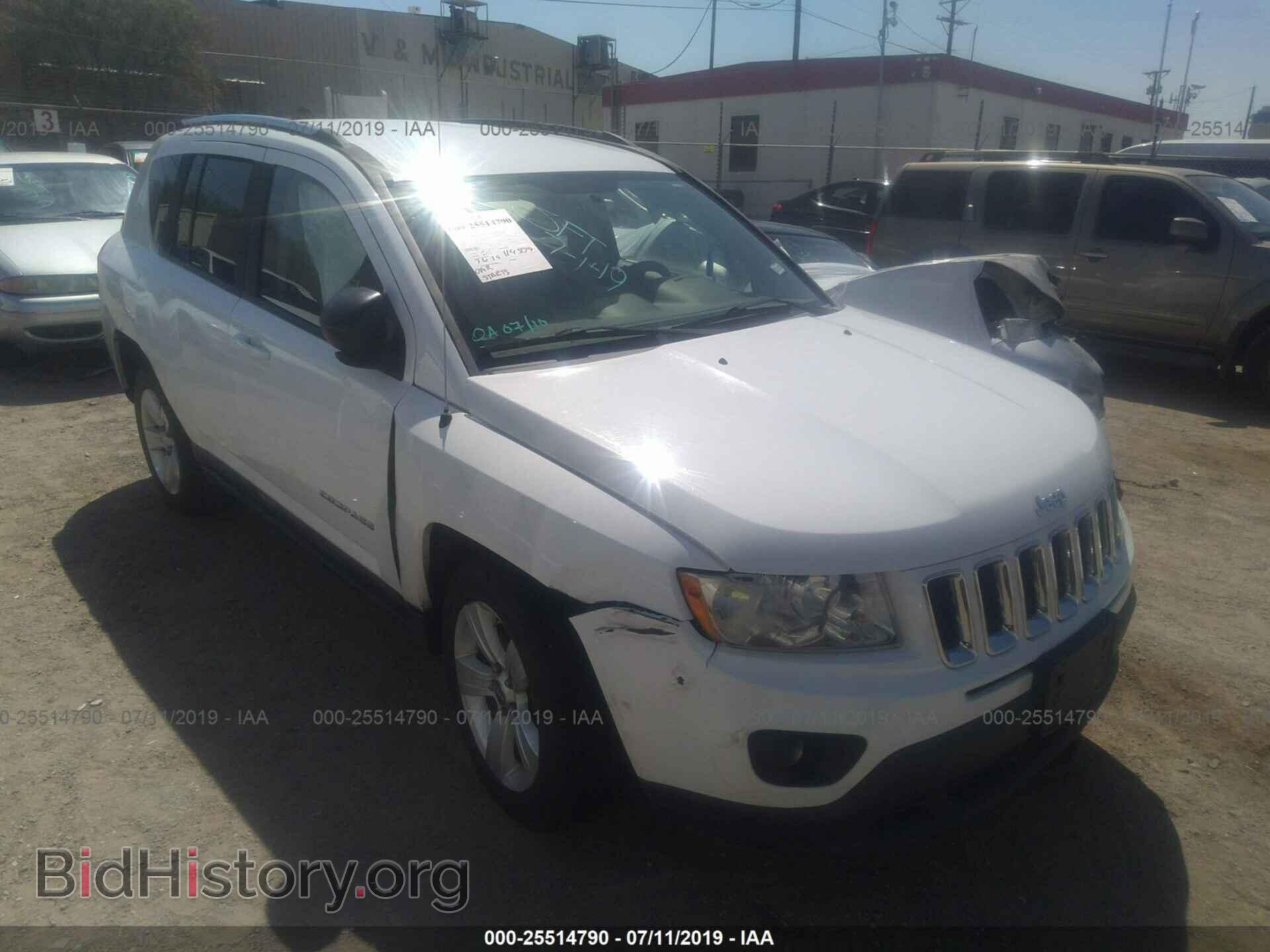 Фотография 1J4NT1FA4BD139430 - JEEP COMPASS 2011