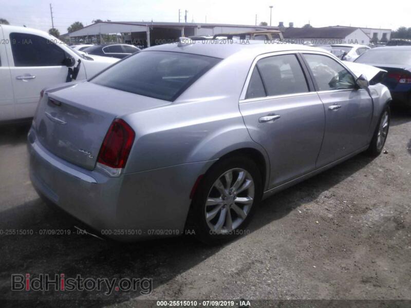 2016 Chrysler 300C (VIN 2C3CCAKG8GH253114) — фото 4 из 10