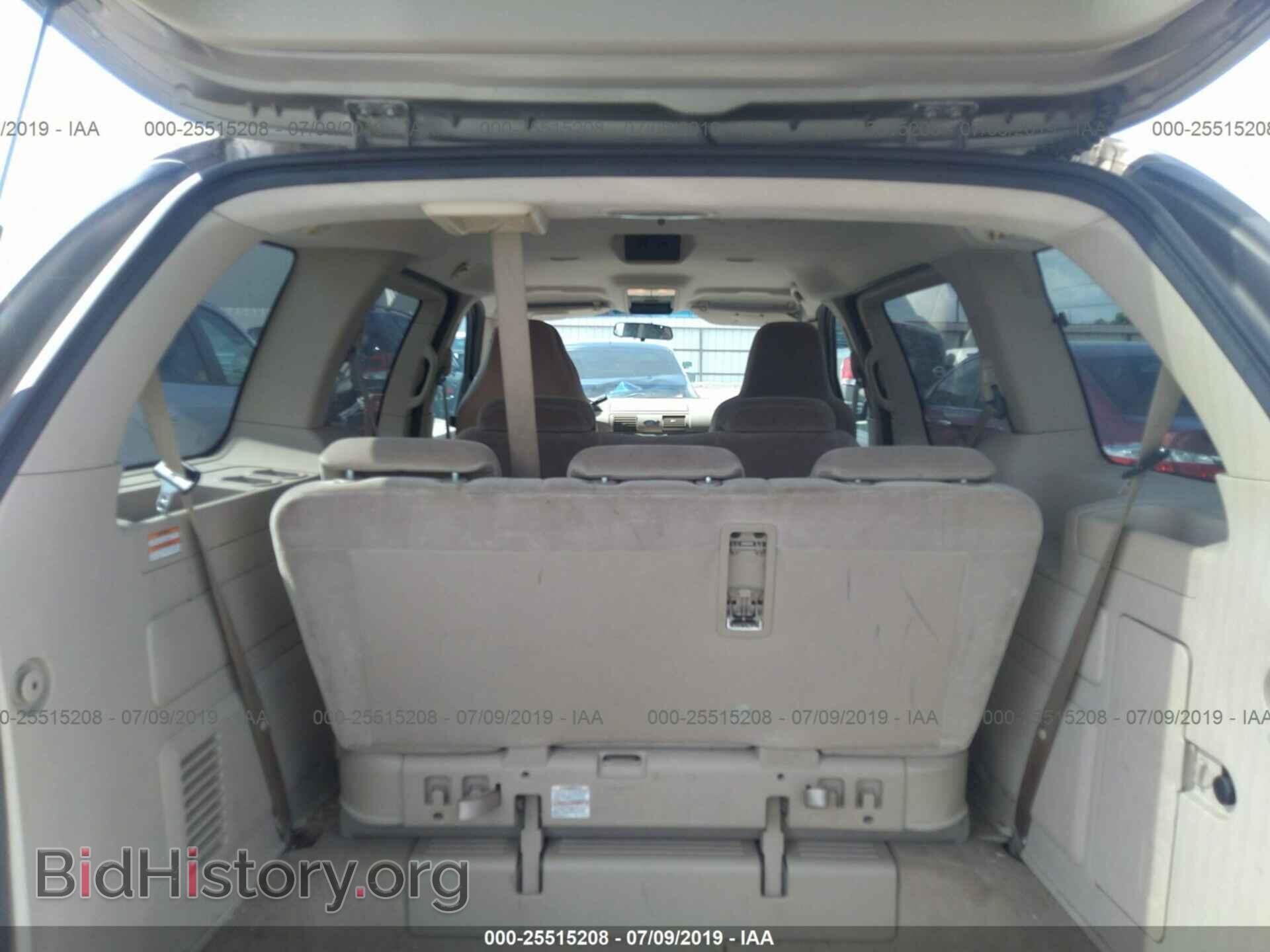 2004 FORD FREESTAR - VIN: 2FMZA57694BA75226 - Фото 8