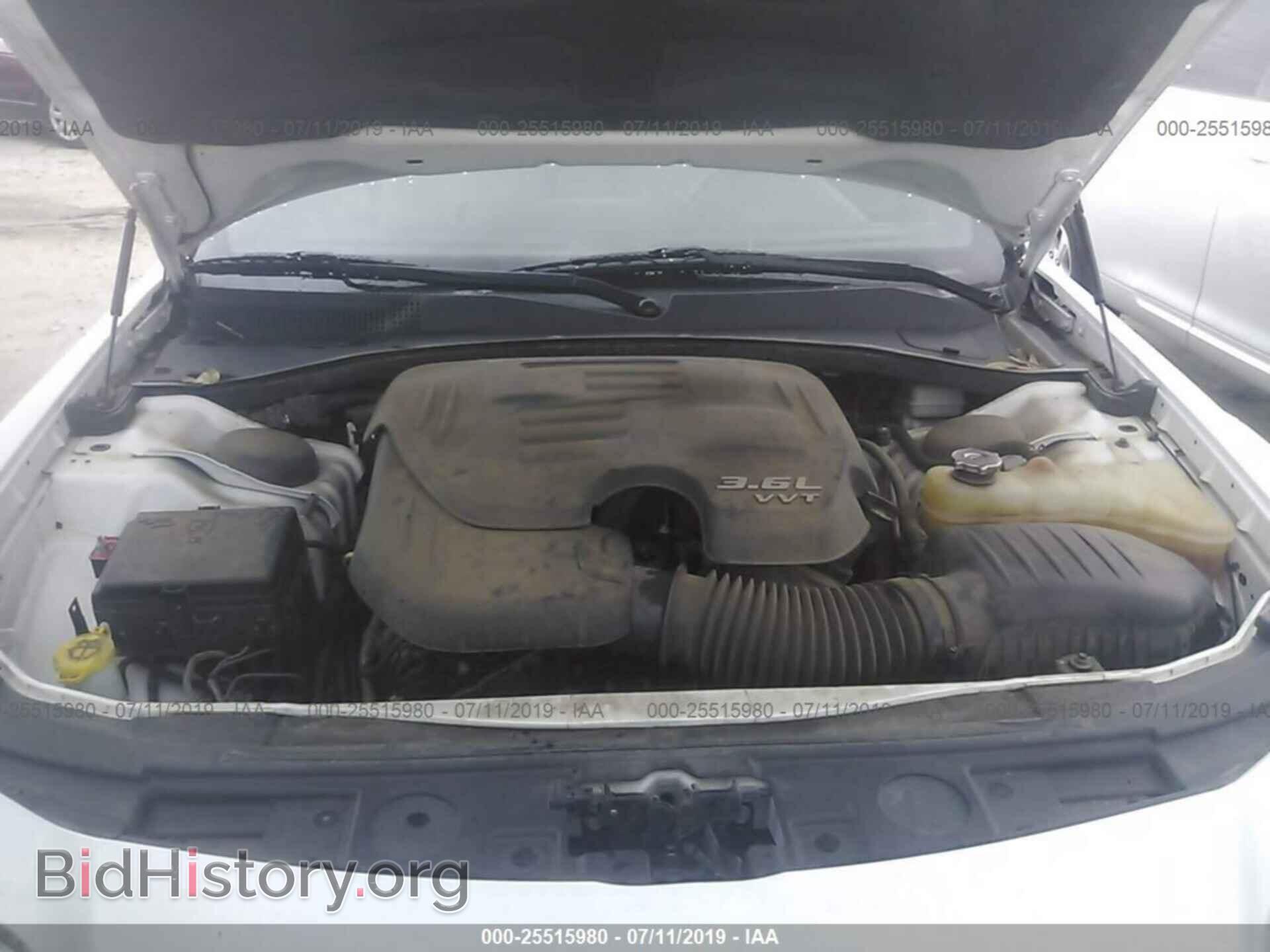 2013 CHRYSLER 300 - VIN: 2C3CCAAG1DH697870 - Фото 10