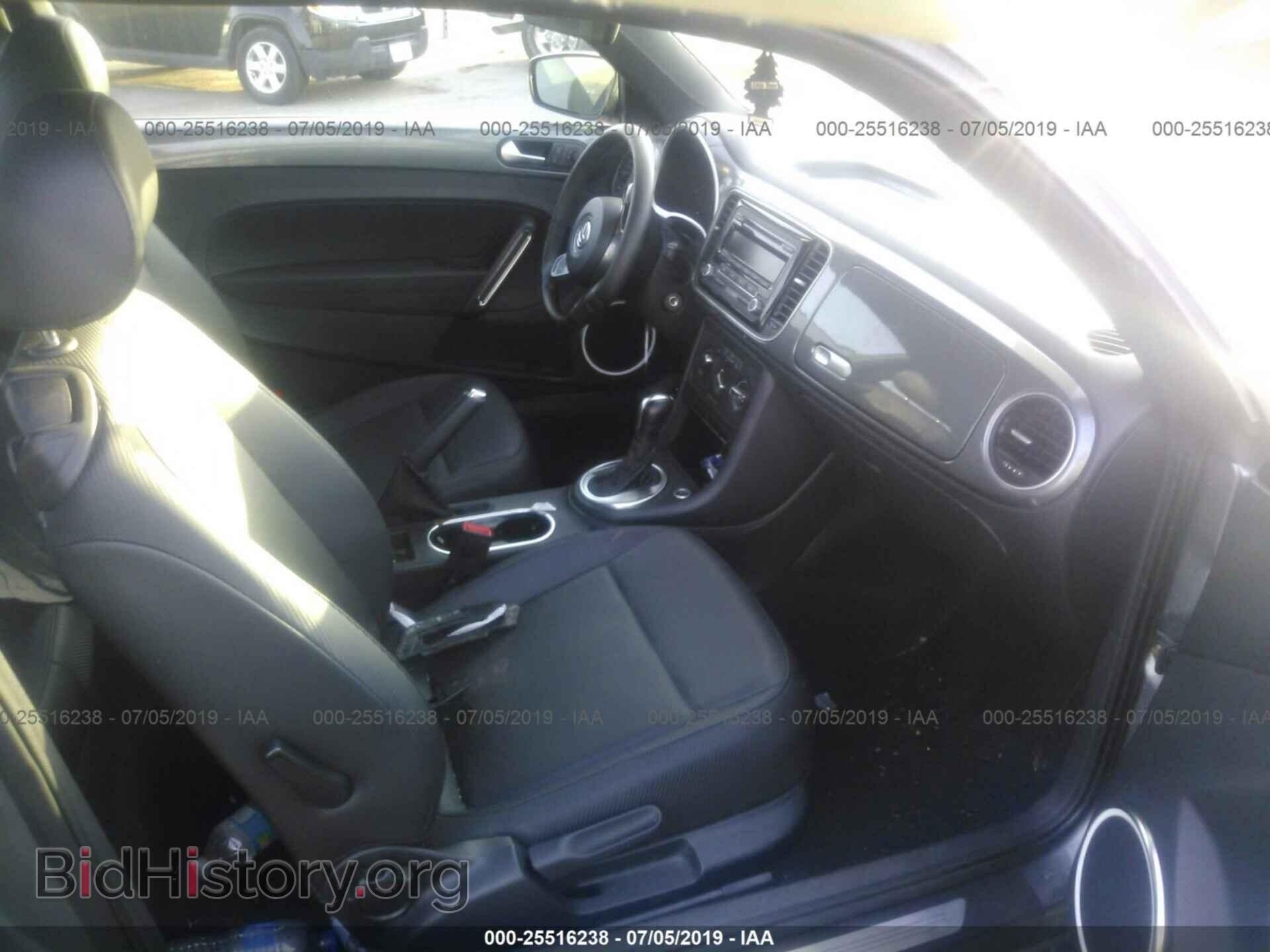 2012 VOLKSWAGEN BEETLE - VIN: 3VWJP7AT4CM626120 - Фото 5