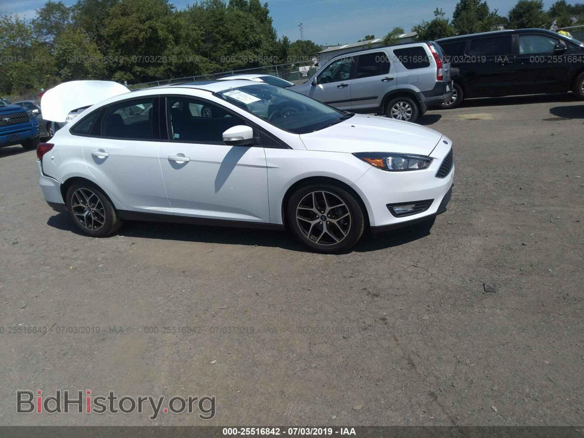 Photo 1FADP3H24JL310615 - FORD FOCUS 2018