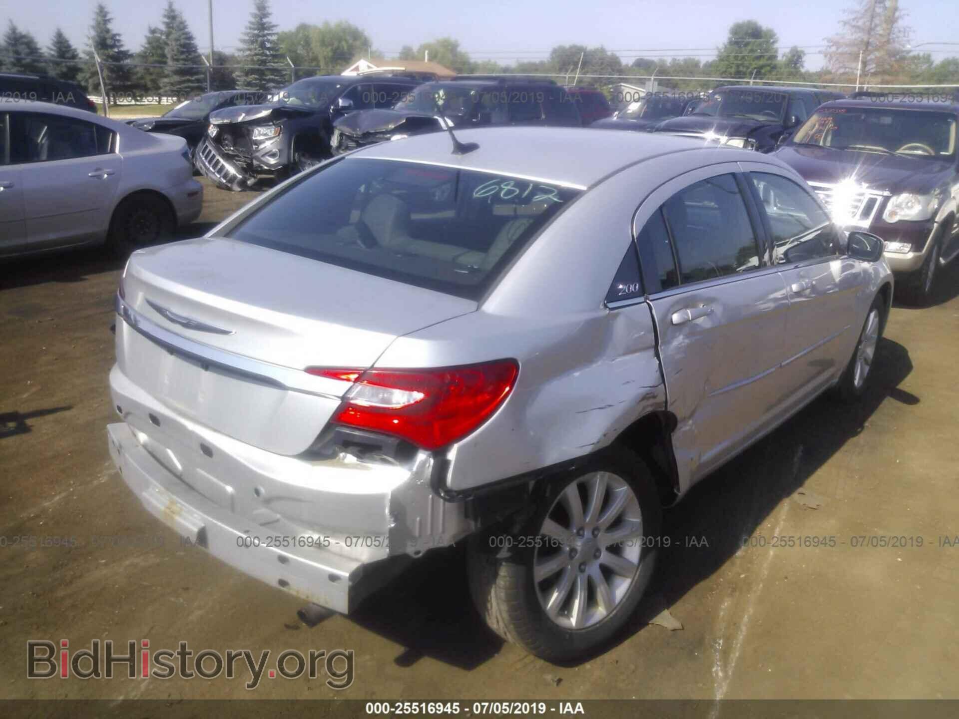 2012 CHRYSLER 200 - VIN: 1C3CCBBB8CN166812 - Фото 4
