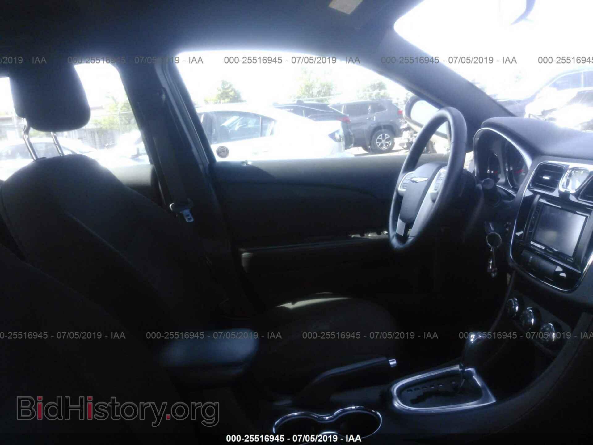 2012 CHRYSLER 200 - VIN: 1C3CCBBB8CN166812 - Фото 5