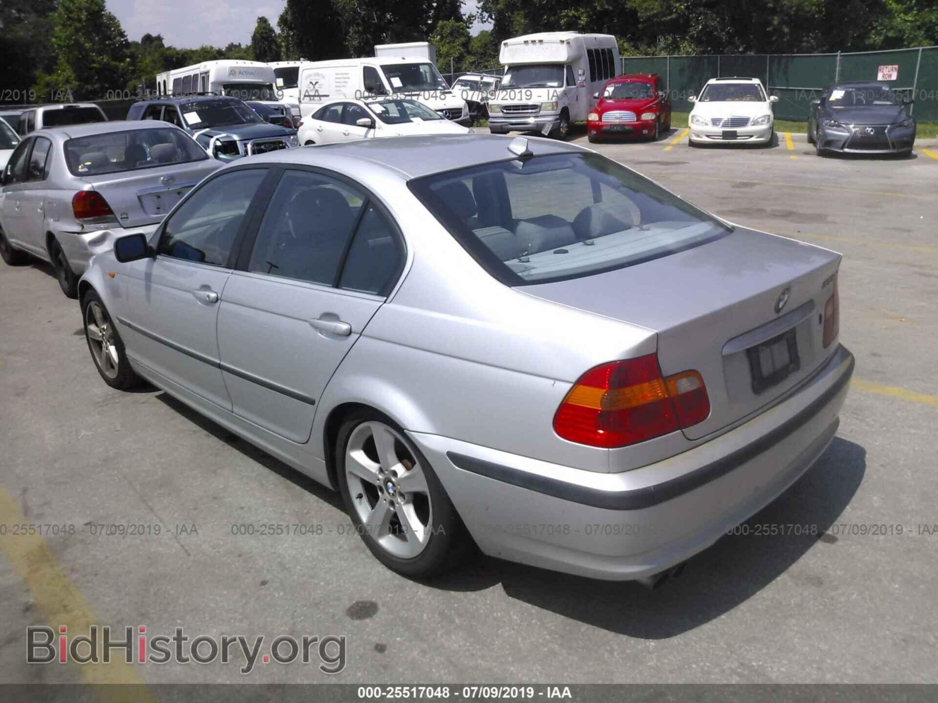 2005 BMW 330 - VIN: WBAEV53445KM38838 - Фото 3