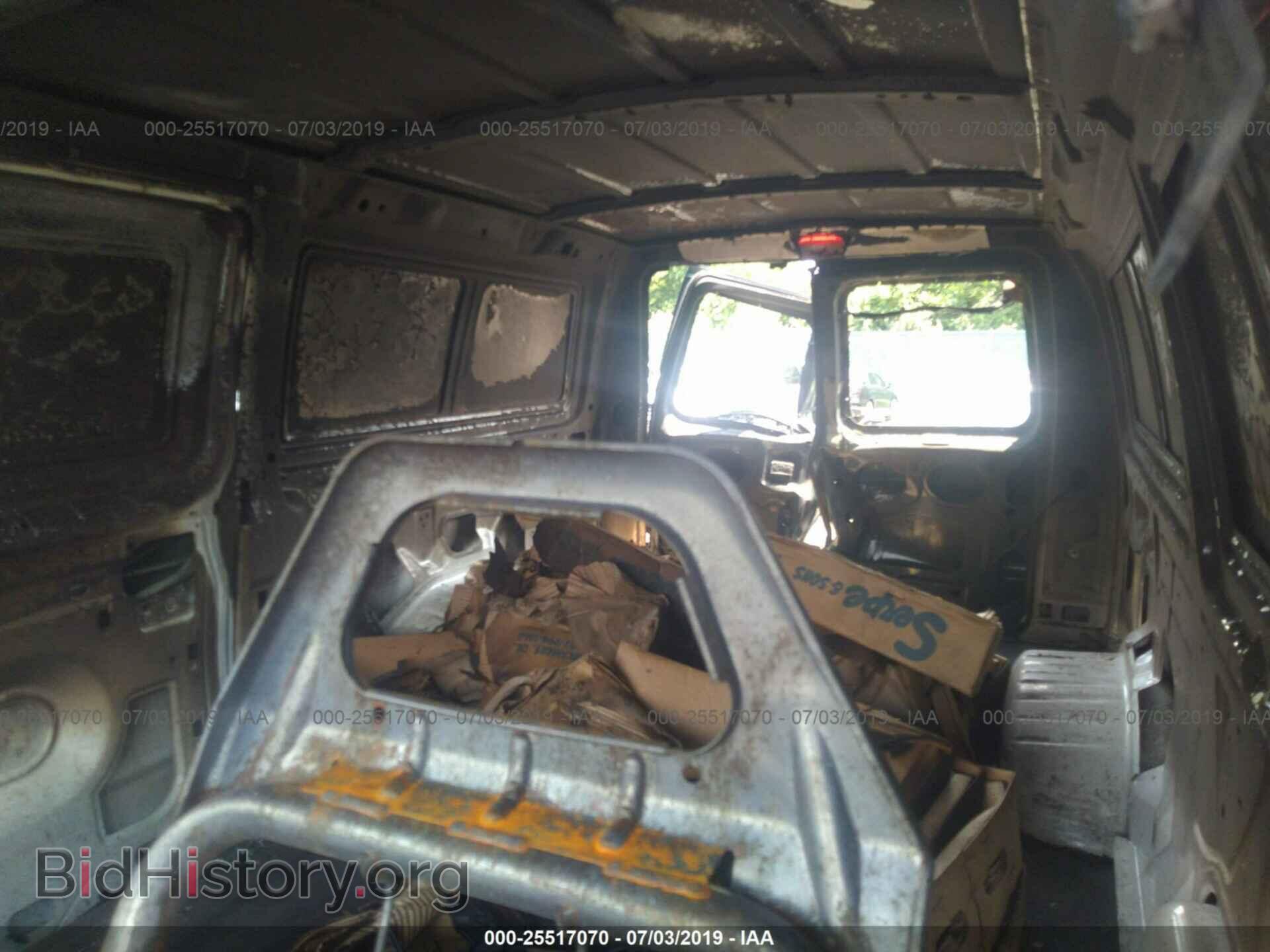 2002 FORD ECONOLINE - VIN: 1FTNE242X2HB60342 - Photo 8