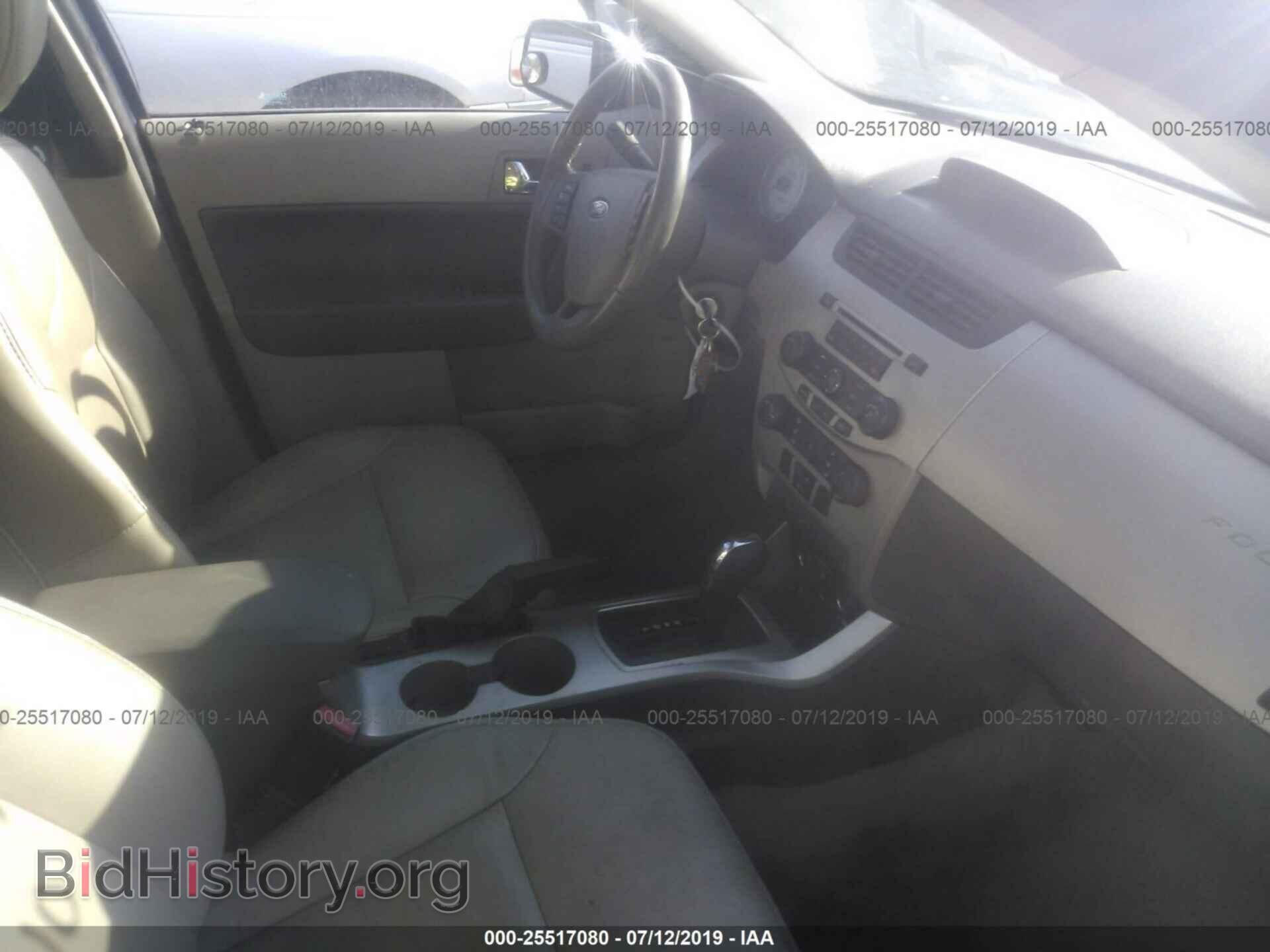 2009 FORD FOCUS - VIN: 1FAHP37N49W234529 - Фото 5