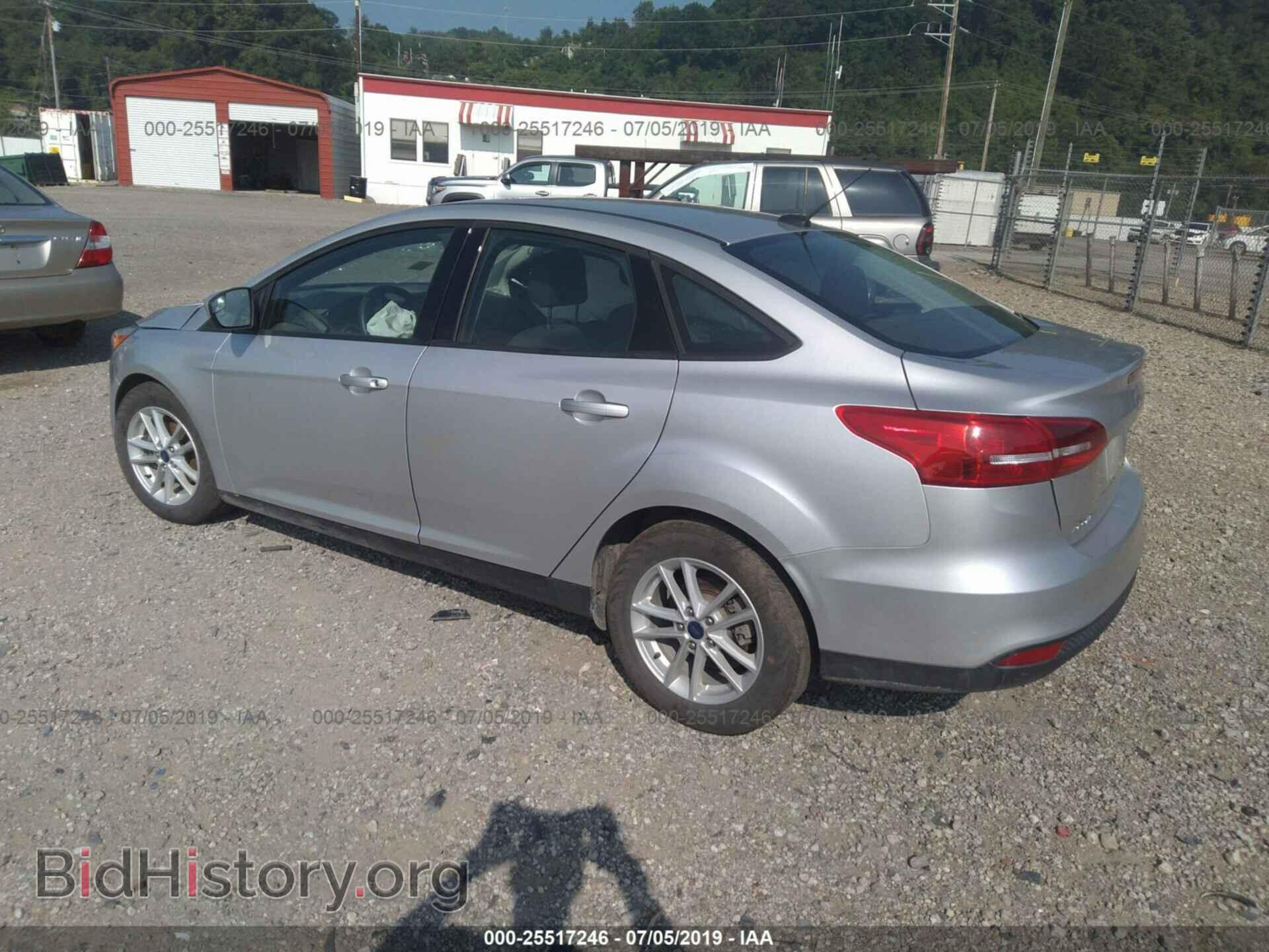 2018 FORD FOCUS - VIN: 1FADP3FE4JL242653 - Фото 3