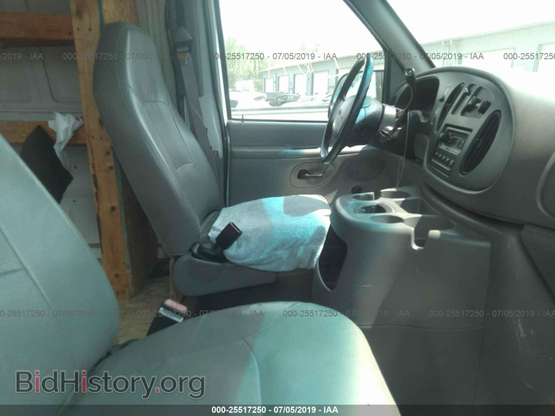 2000 FORD ECONOLINE - VIN: 1FTNE24L9YHB15930 - Photo 5