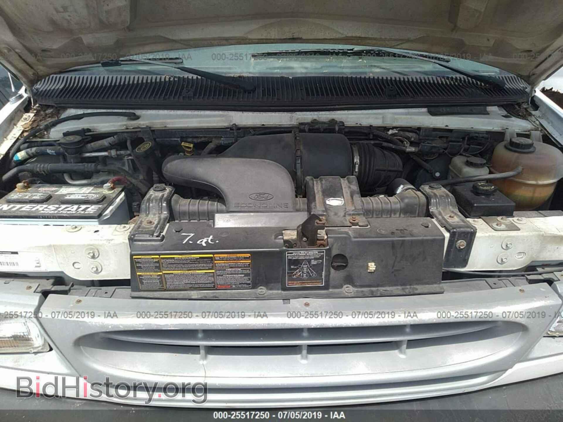 2000 FORD ECONOLINE - VIN: 1FTNE24L9YHB15930 - Photo 10