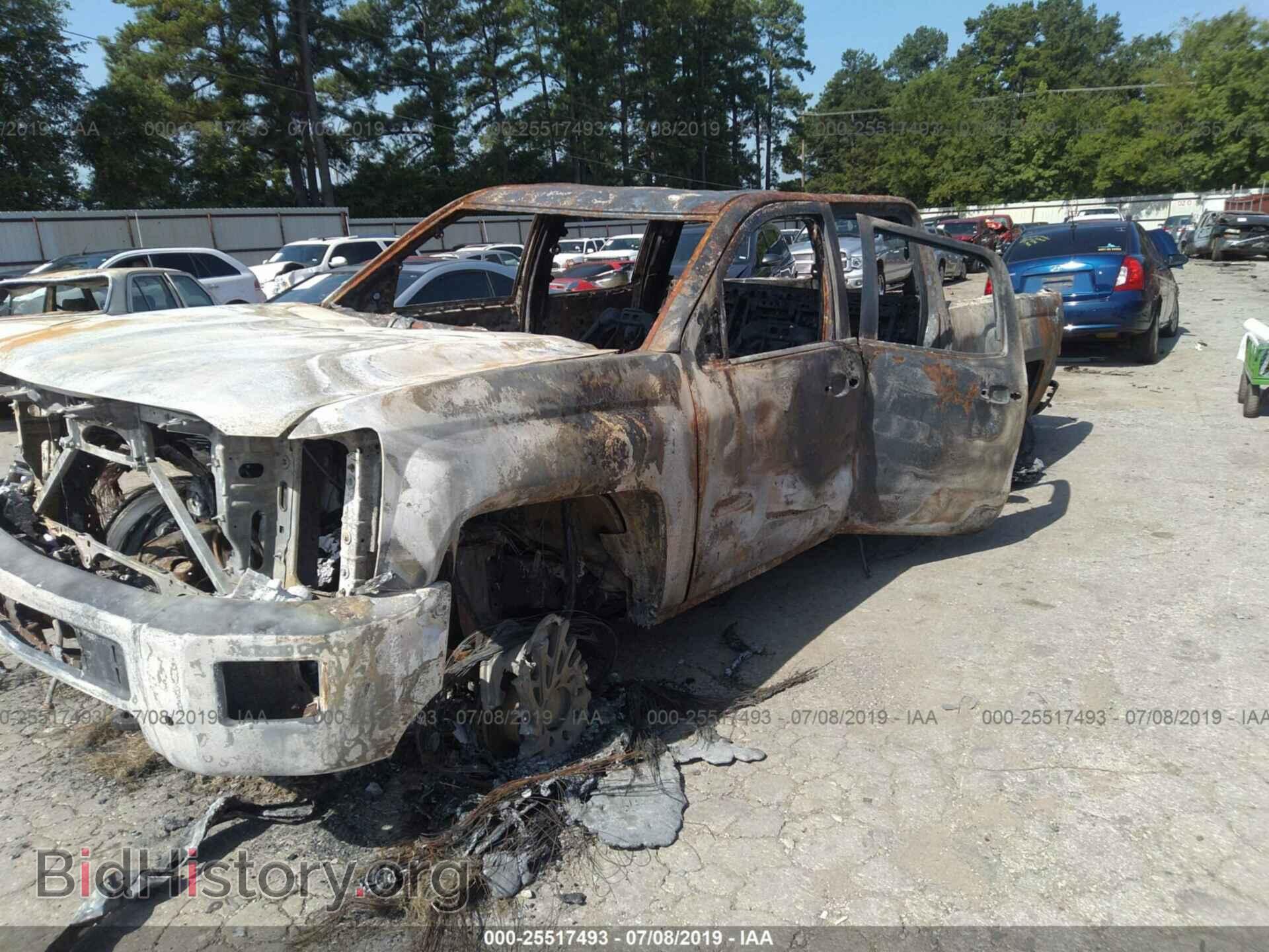 2015 CHEVROLET SILVERADO - VIN: 1GC1KXE89FF682016 - Фото 2