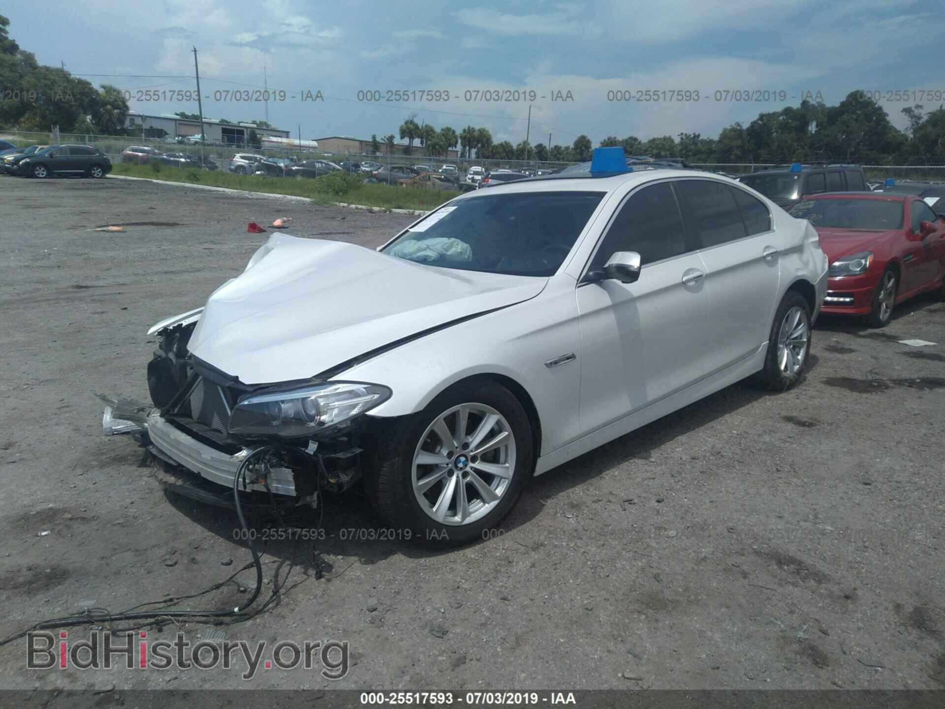 2016 BMW 528 - VIN: WBA5A5C57GD527699 - Photo 2