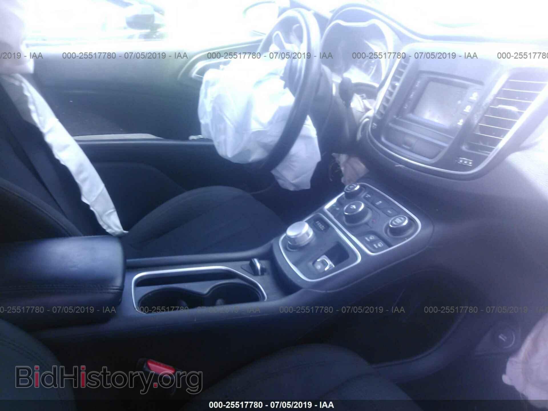 2016 CHRYSLER 200 - VIN: 1C3CCCAB9GN152804 - Фото 5