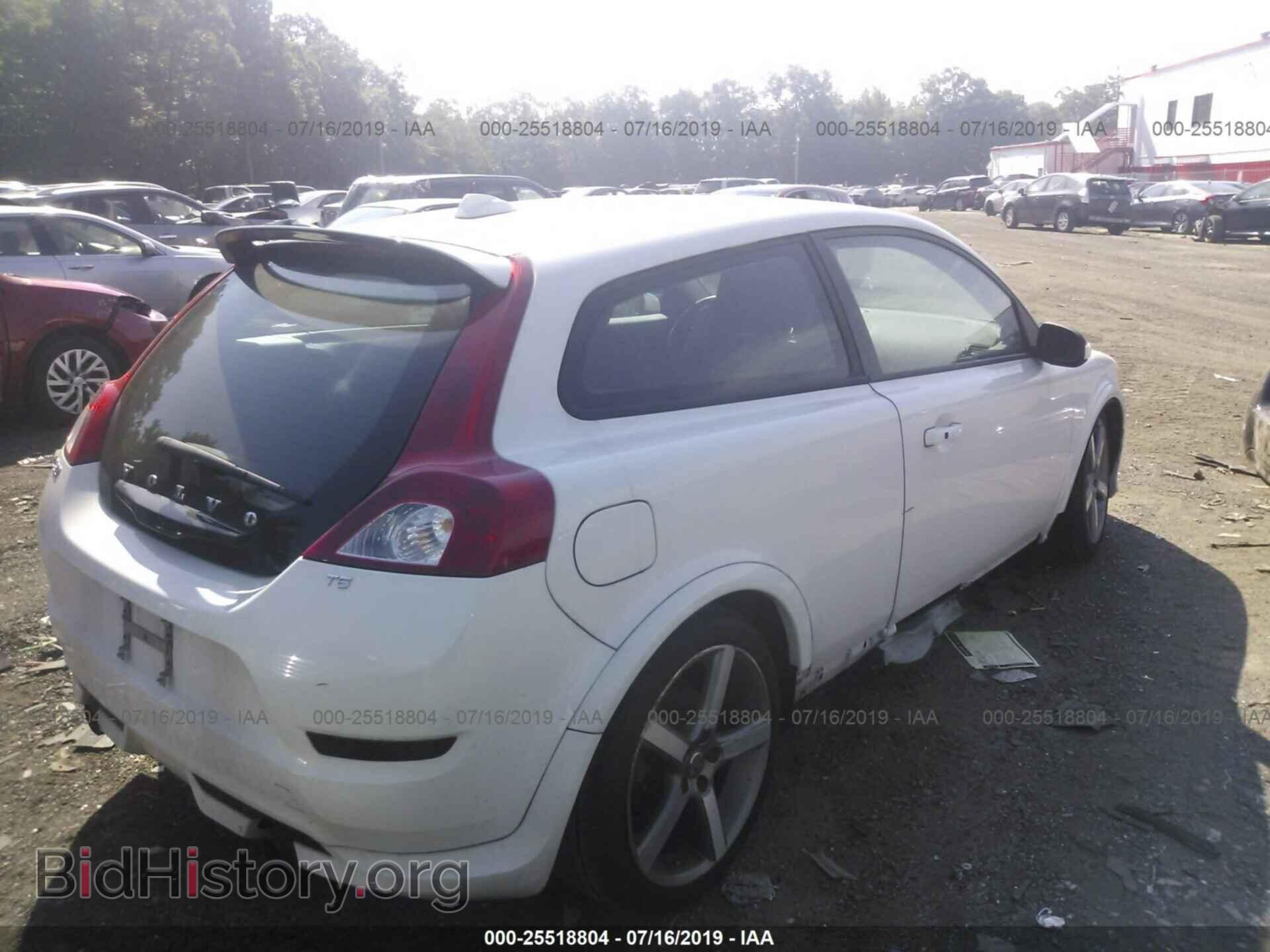 2011 VOLVO C30 - VIN: YV1672MK8B2213583 - Photo 4