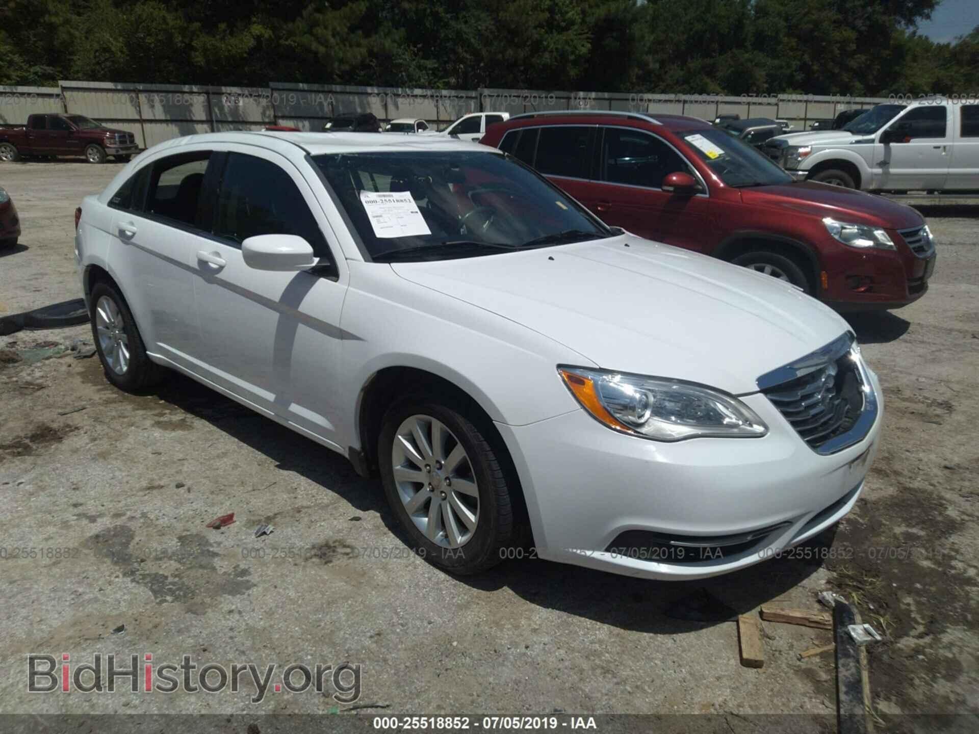 Photo 1C3CCBBB1DN764046 - CHRYSLER 200 2013