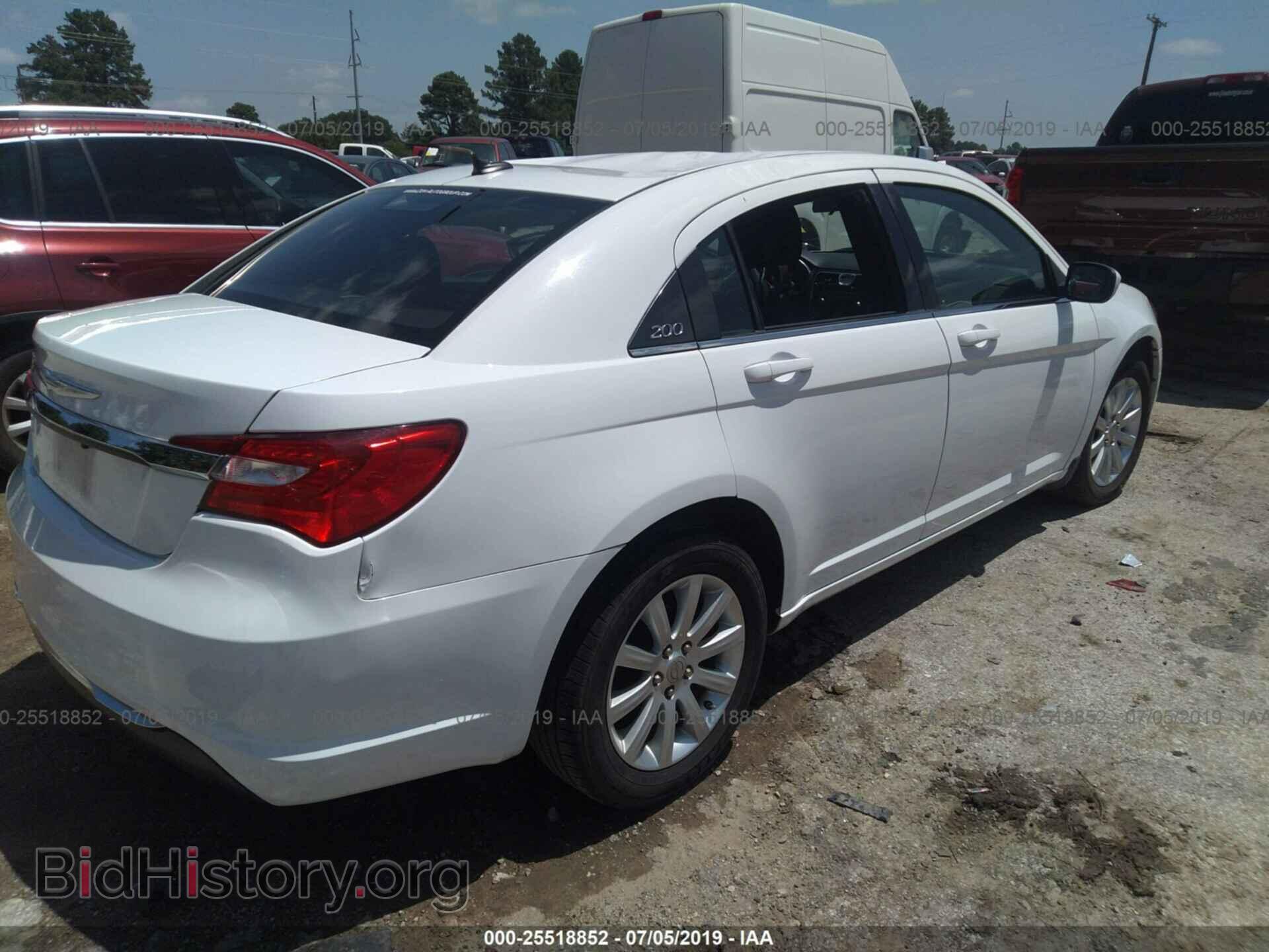 2013 CHRYSLER 200 - VIN: 1C3CCBBB1DN764046 - Photo 4