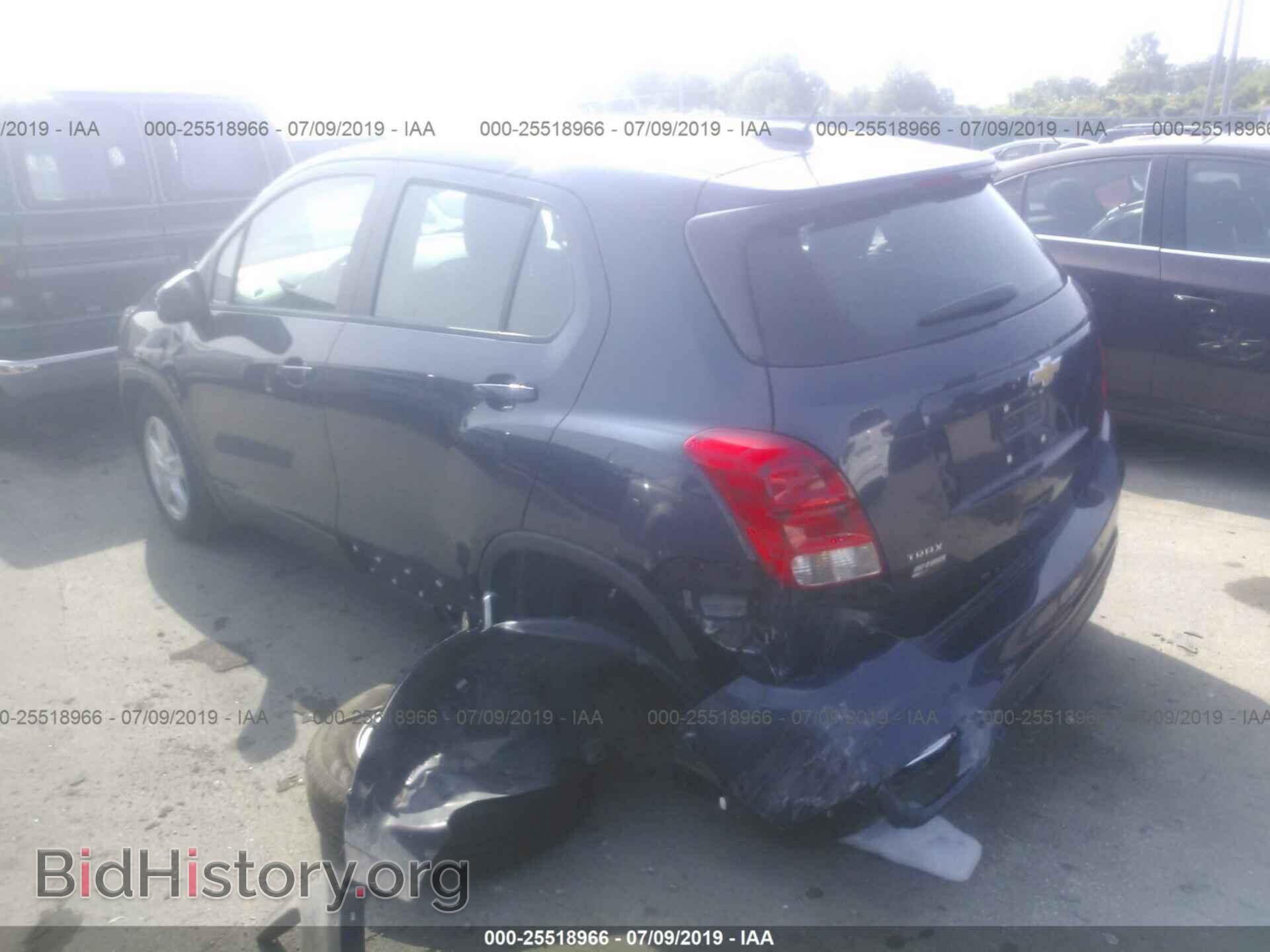2019 CHEVROLET TRAX - VIN: 3GNCJKSB0KL211944 - Photo 3