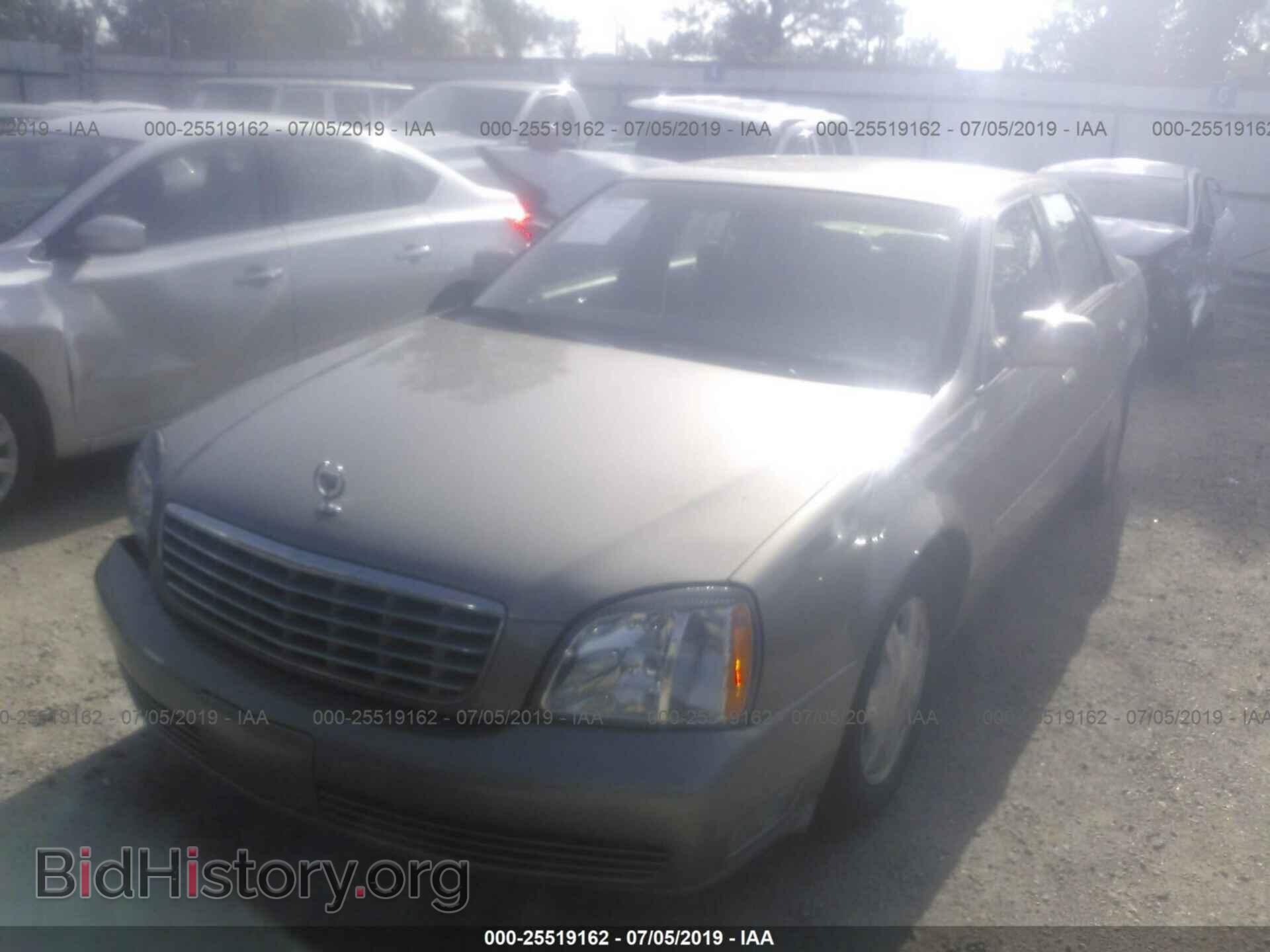 2004 CADILLAC DEVILLE - VIN: 1G6KD54Y84U219171 - Photo 2
