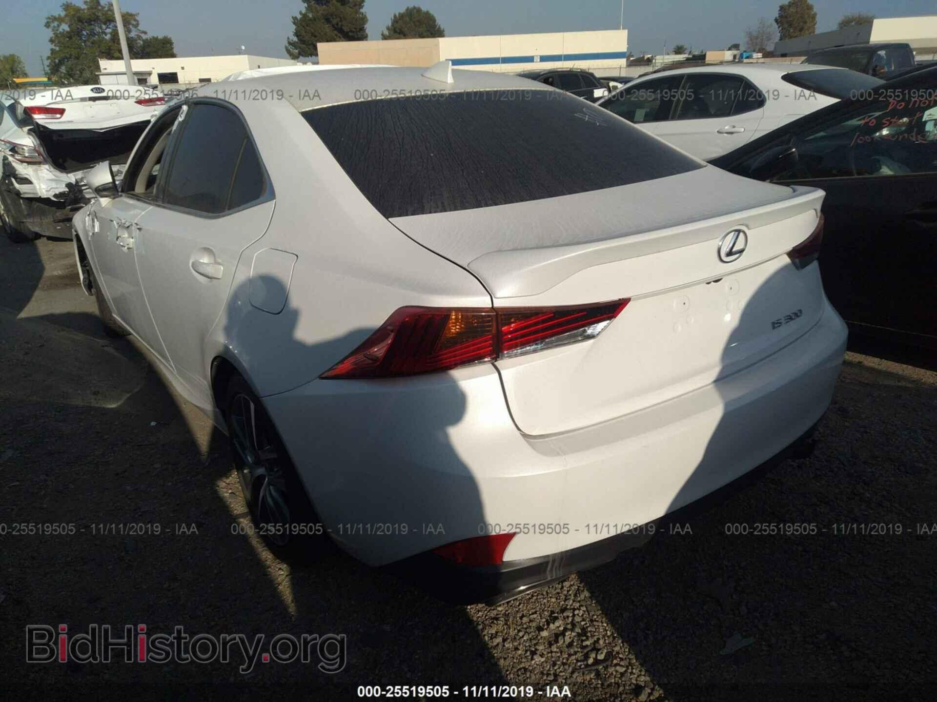 2019 LEXUS IS - VIN: JTHBA1D29K5086209 - Фото 3