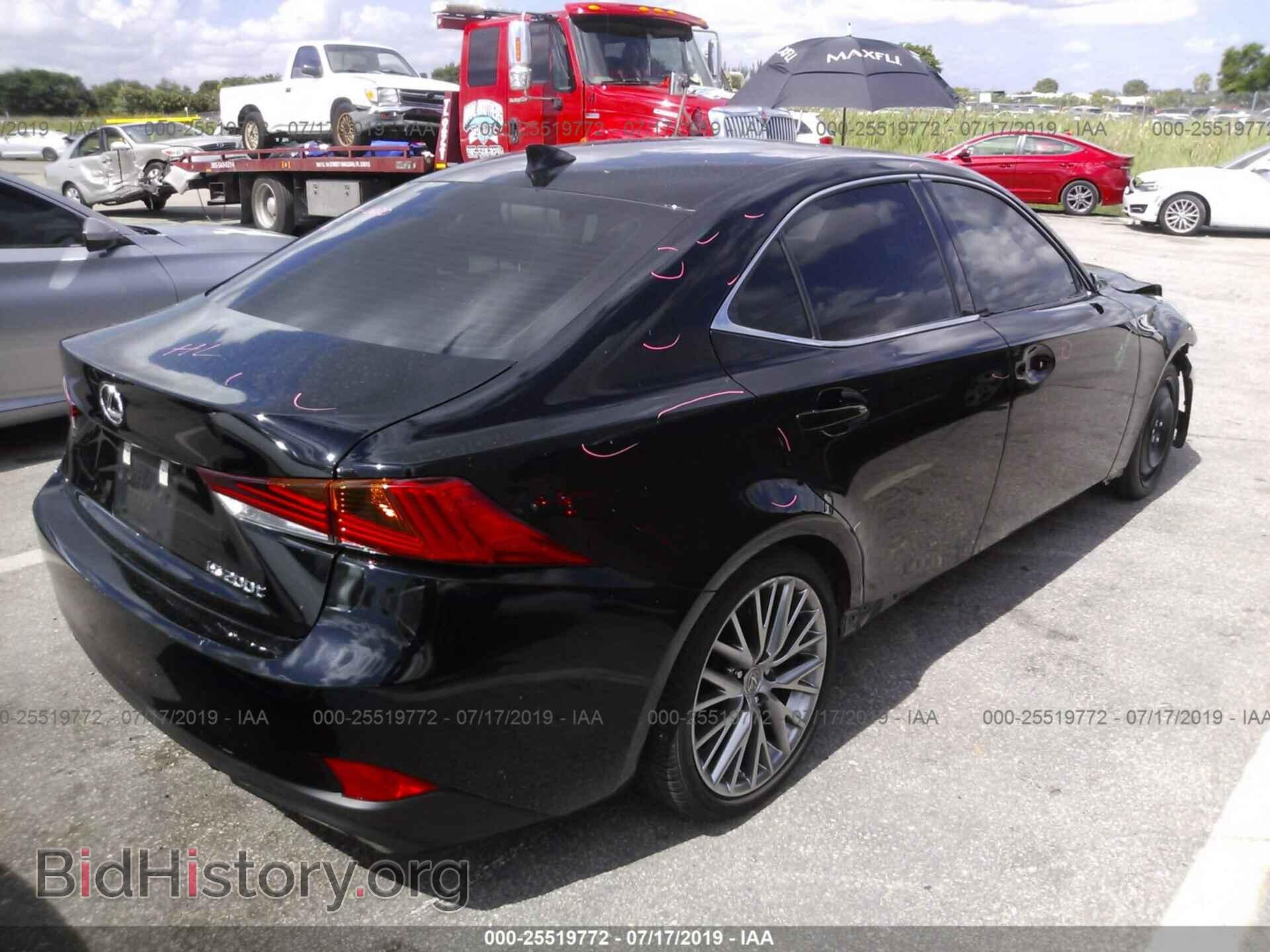 2017 LEXUS IS - VIN: JTHBA1D2XH5046682 - Photo 4