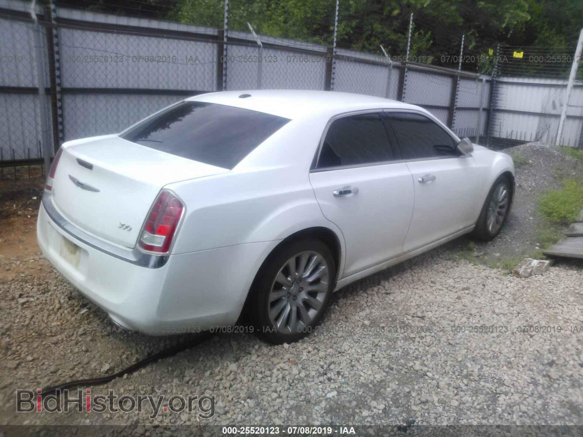 2014 CHRYSLER 300 - VIN: 2C3CCAAG0EH343114 - Фото 4