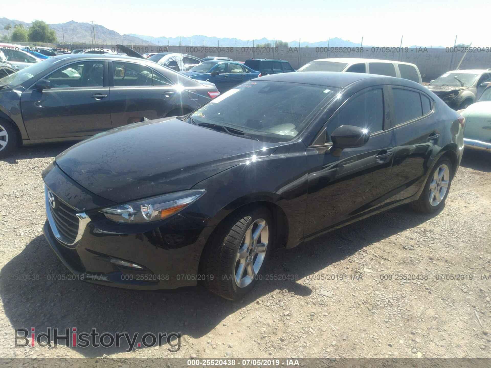 2018 MAZDA 3 - VIN: 3MZBN1U76JM167093 - Фото 2