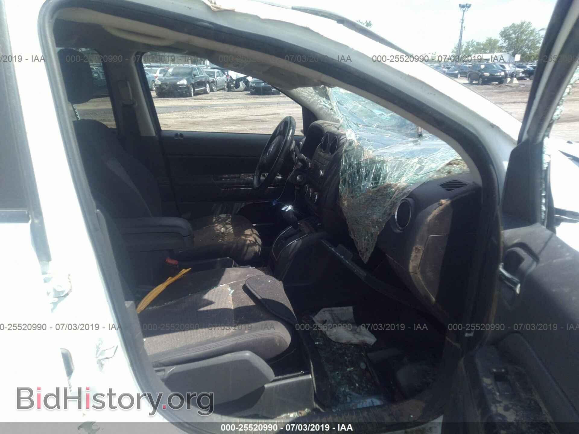 2011 JEEP COMPASS - VIN: 1J4NT1FA1BD208705 - Фото 5