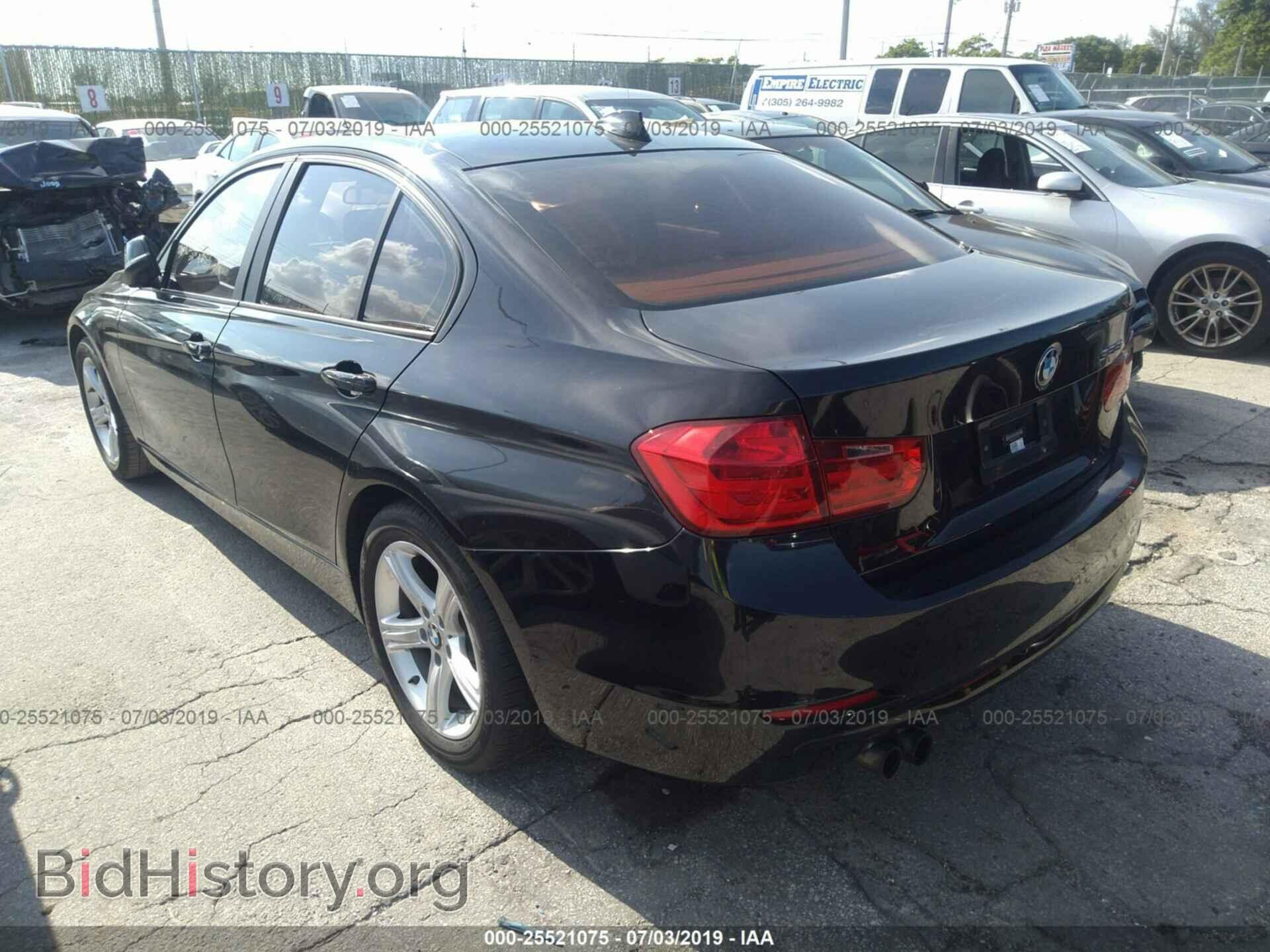 2012 BMW 328 - VIN: WBA3A5C55CF341374 - Фото 3