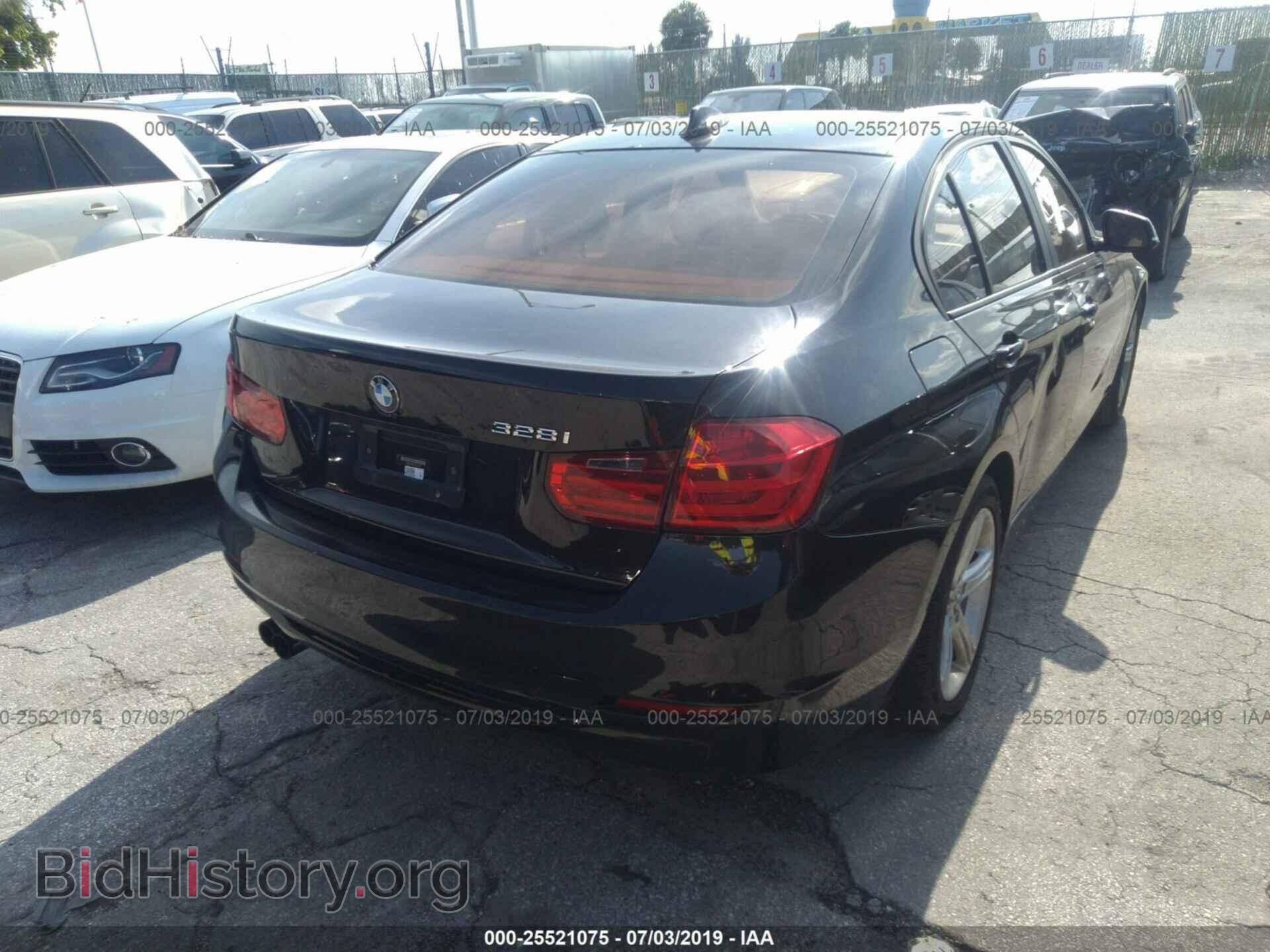 2012 BMW 328 - VIN: WBA3A5C55CF341374 - Фото 4