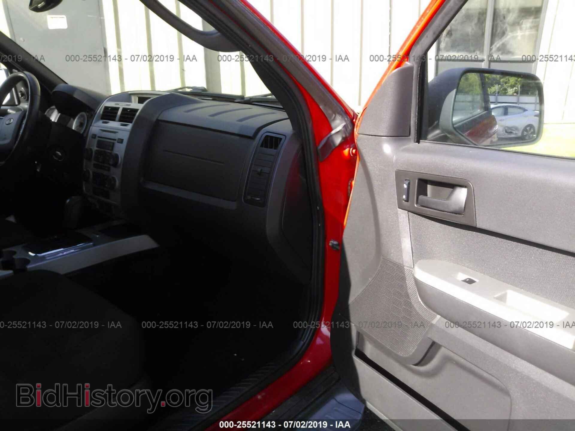 2009 FORD ESCAPE - VIN: 1FMCU03779KA92425 - Фото 5