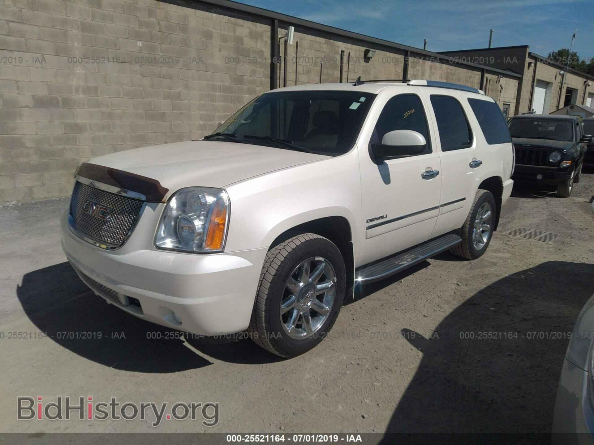 2011 GMC YUKON - VIN: 1GKS2EEF2BR261677 - Фото 2