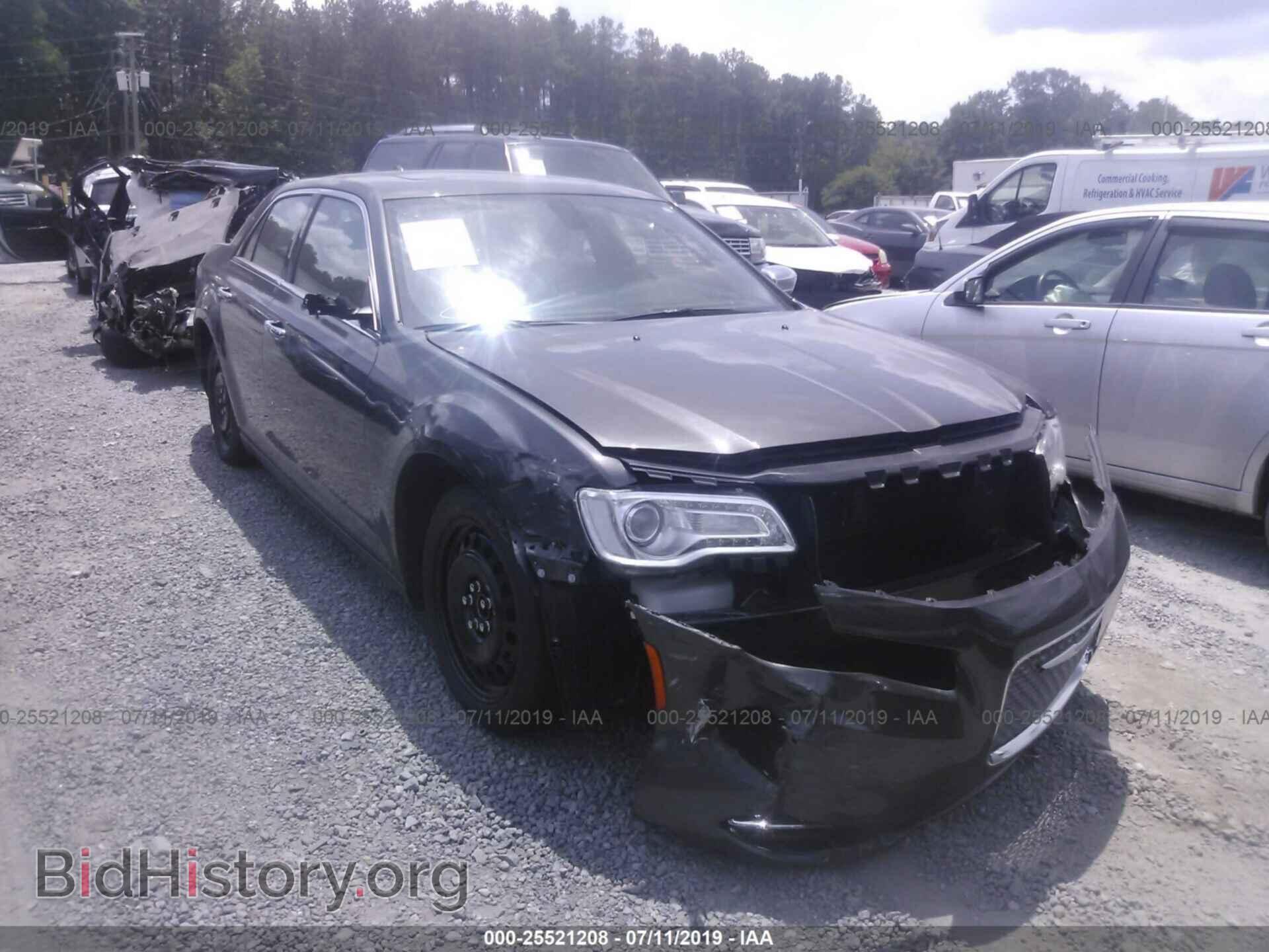 Фотография 2C3CCAEG7KH594881 - CHRYSLER 300 2019