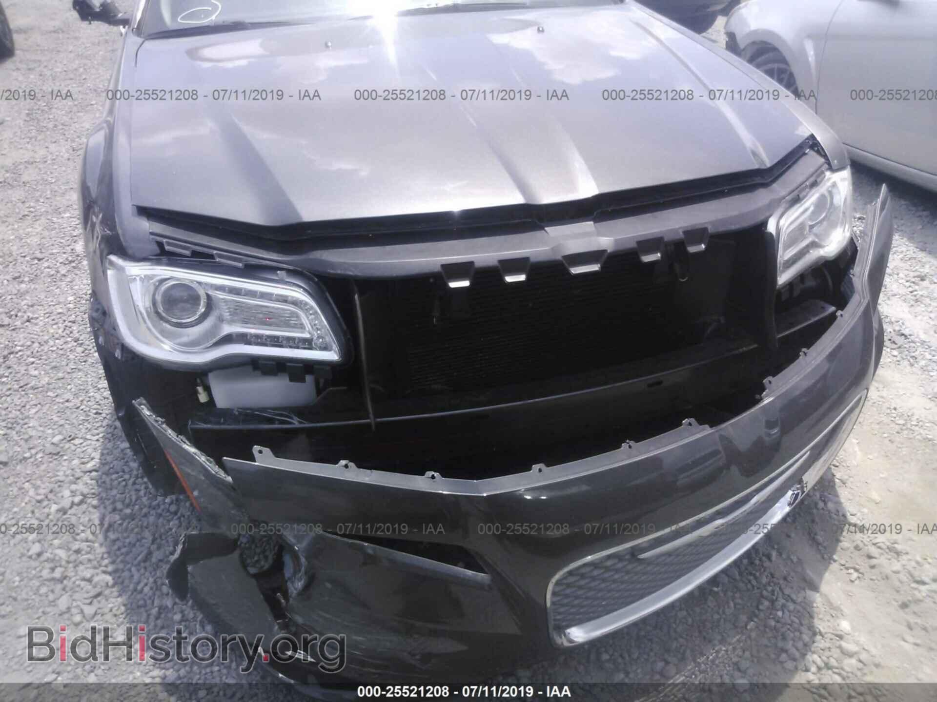 2019 CHRYSLER 300 - VIN: 2C3CCAEG7KH594881 - Фото 6
