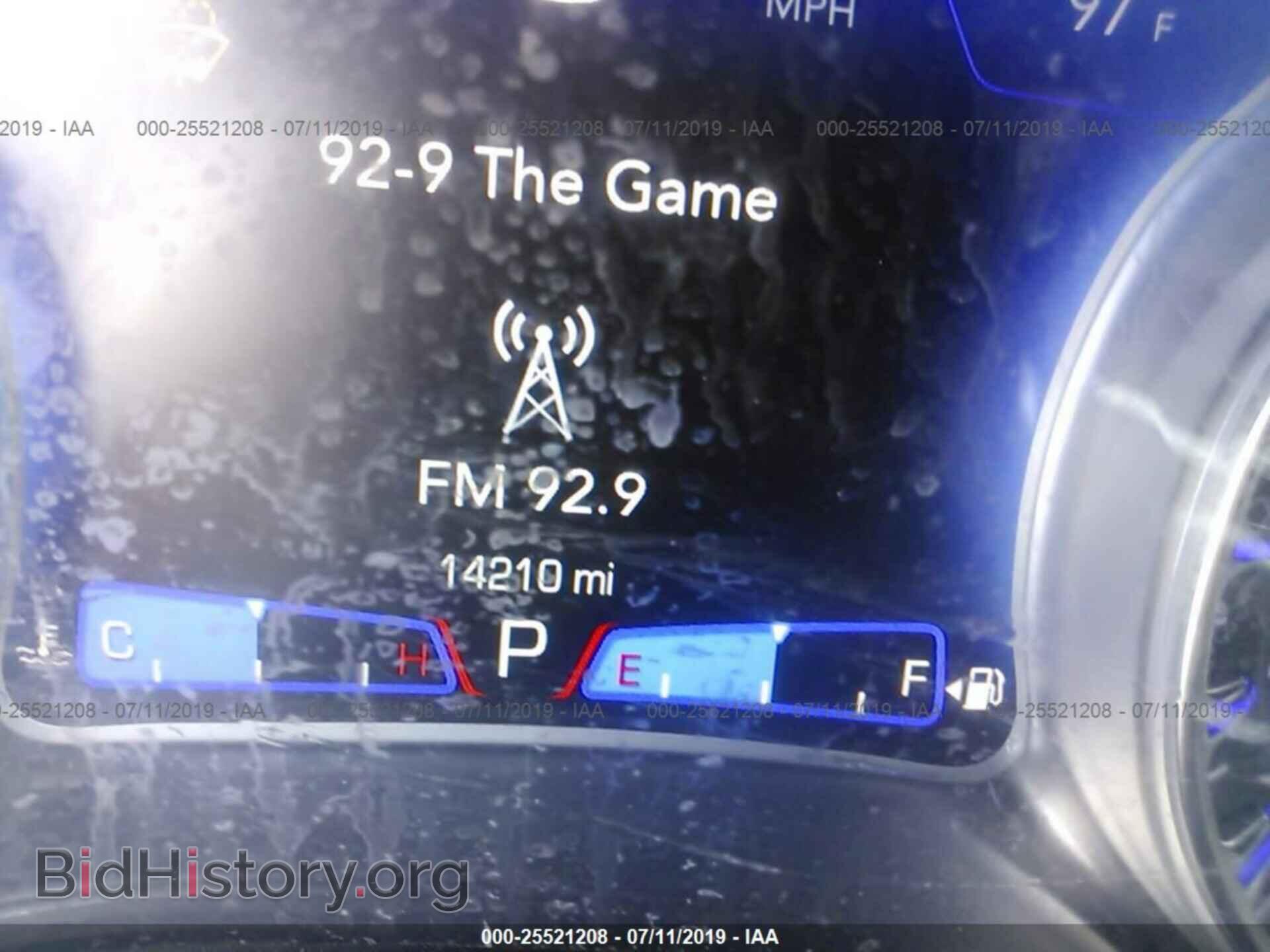 2019 CHRYSLER 300 - VIN: 2C3CCAEG7KH594881 - Фото 7