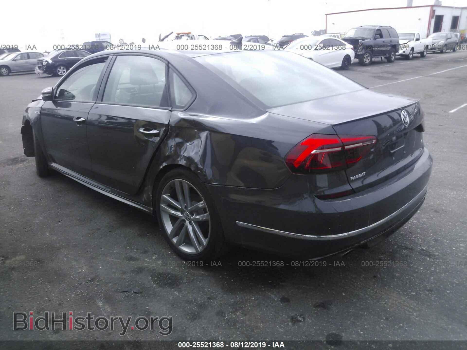 2018 VOLKSWAGEN PASSAT - VIN: 1VWAA7A37JC016471 - Фото 3