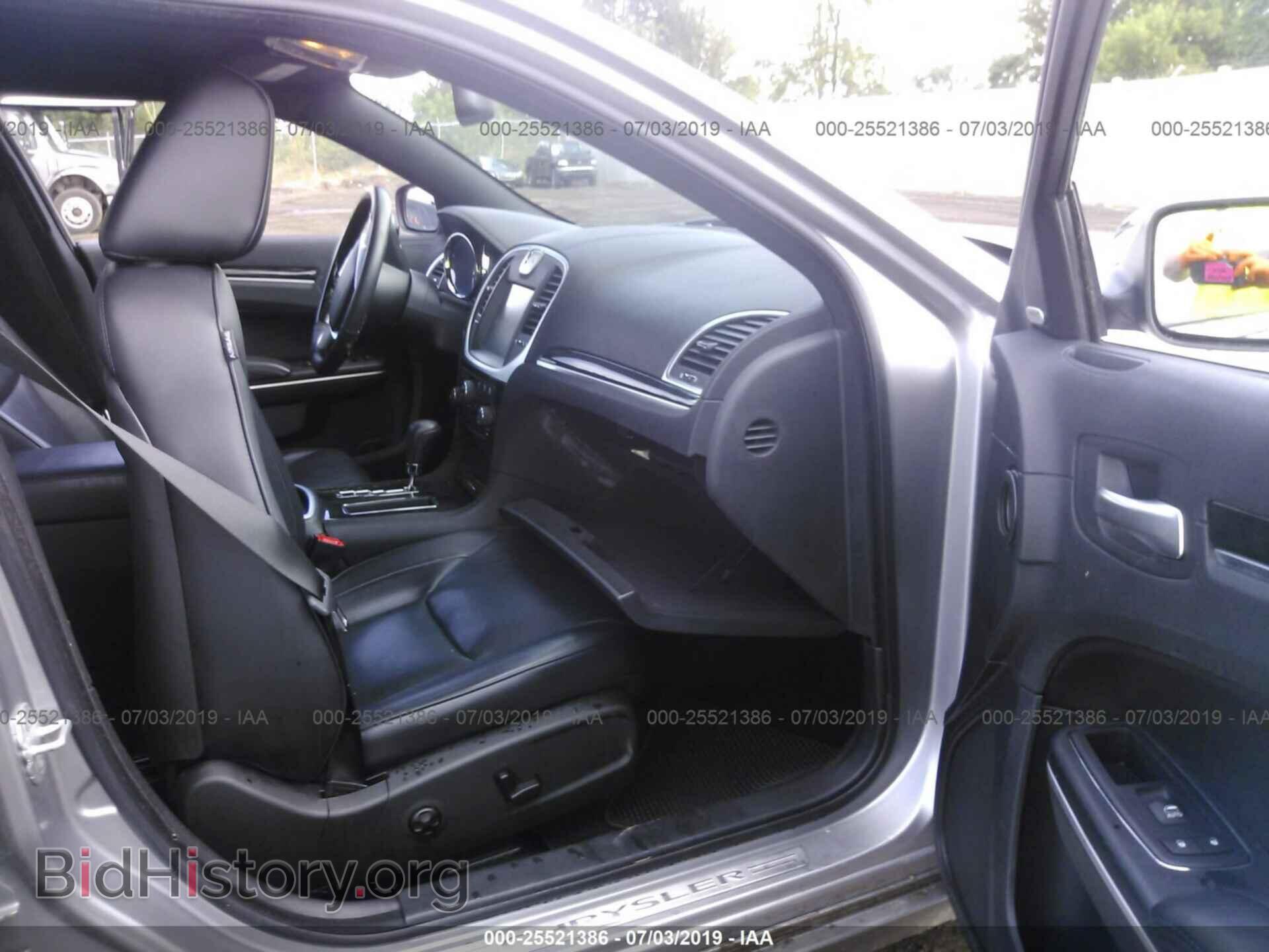 2013 CHRYSLER 300C - VIN: 2C3CCAKT9DH573616 - Фото 5