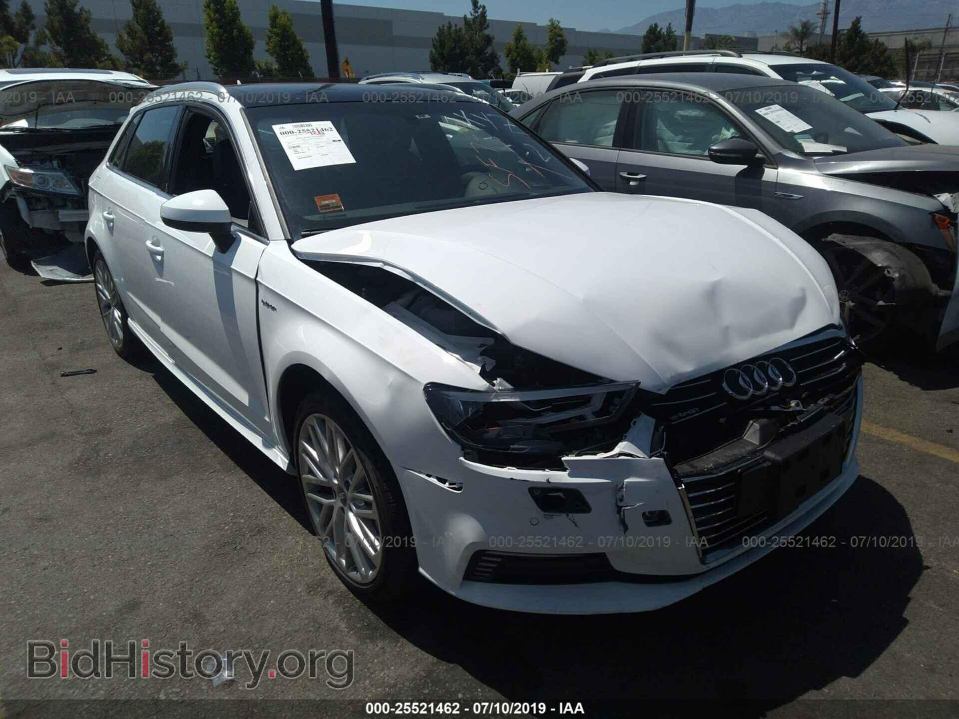 Photo WAUTPBFF6JA058087 - AUDI A3 2018