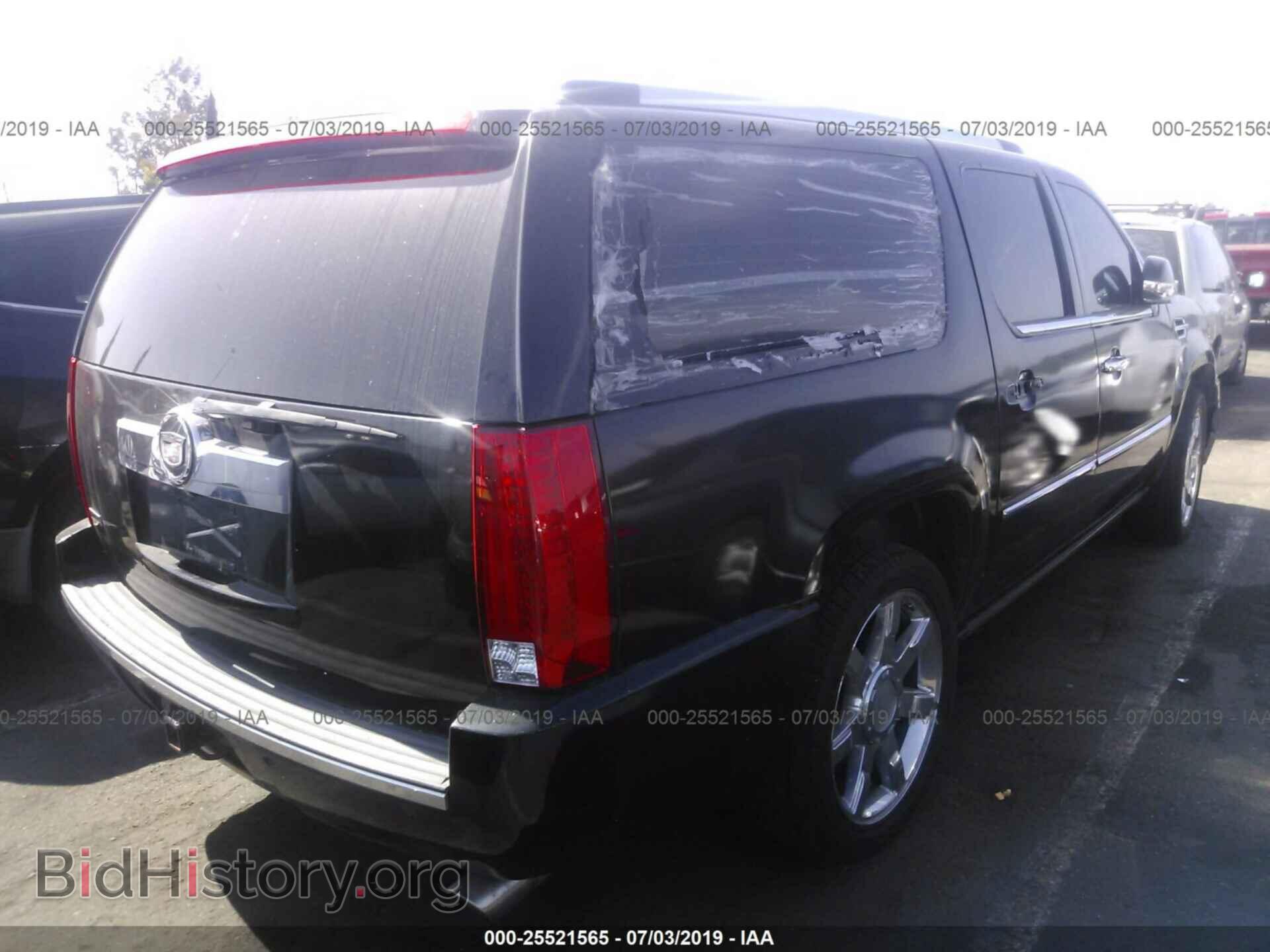 2011 CADILLAC ESCALADE - VIN: 1GYS4JEF2BR112534 - Фото 4