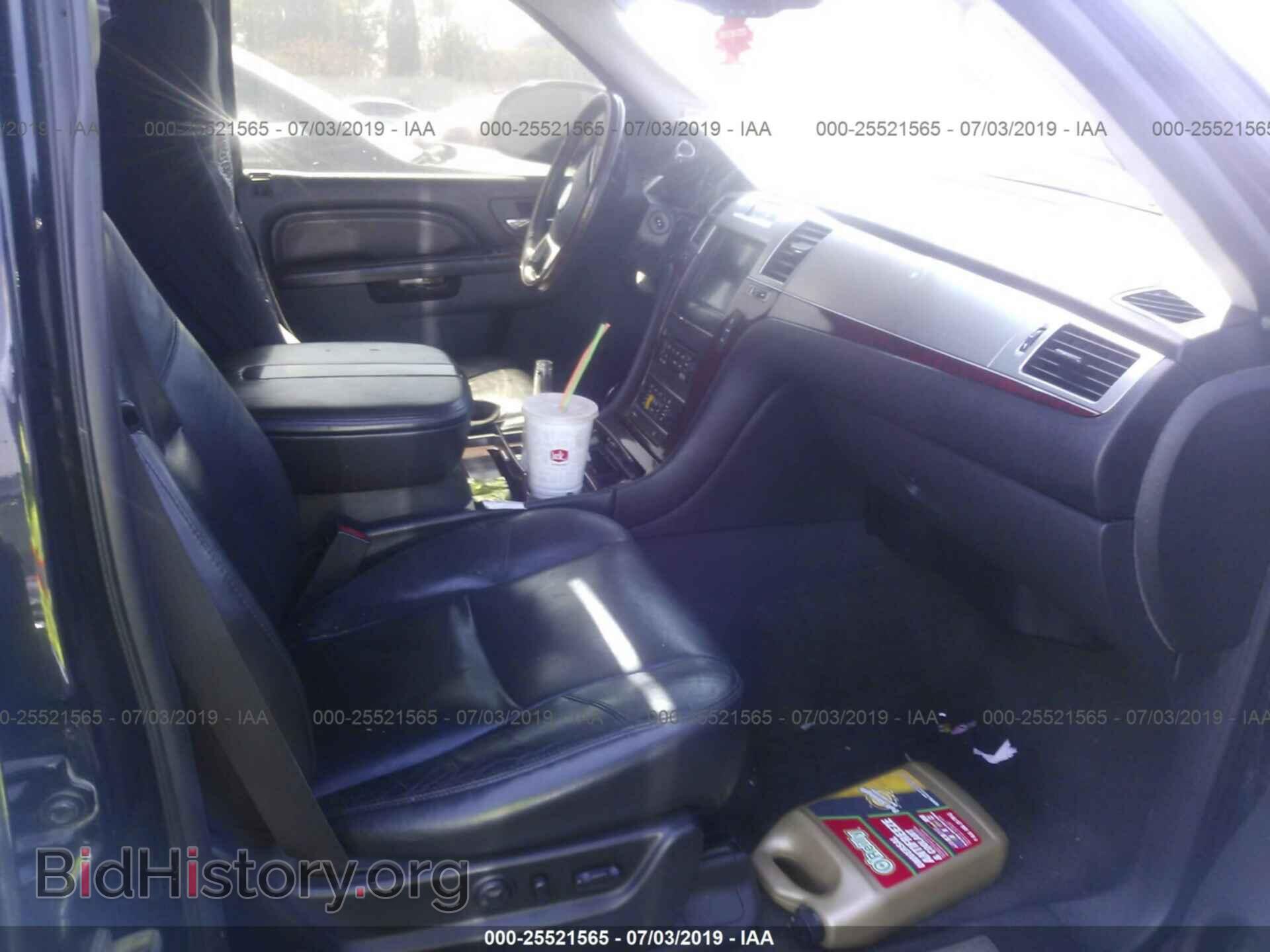 2011 CADILLAC ESCALADE - VIN: 1GYS4JEF2BR112534 - Фото 5