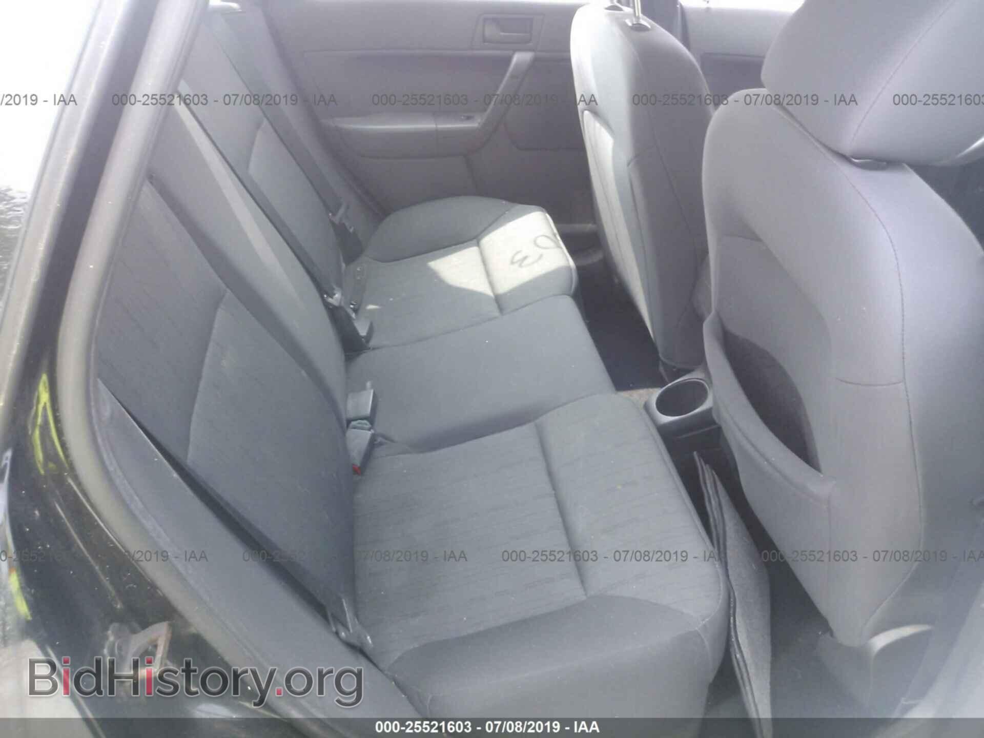 2011 FORD FOCUS - VIN: 1FAHP3FN4BW175912 - Фото 8
