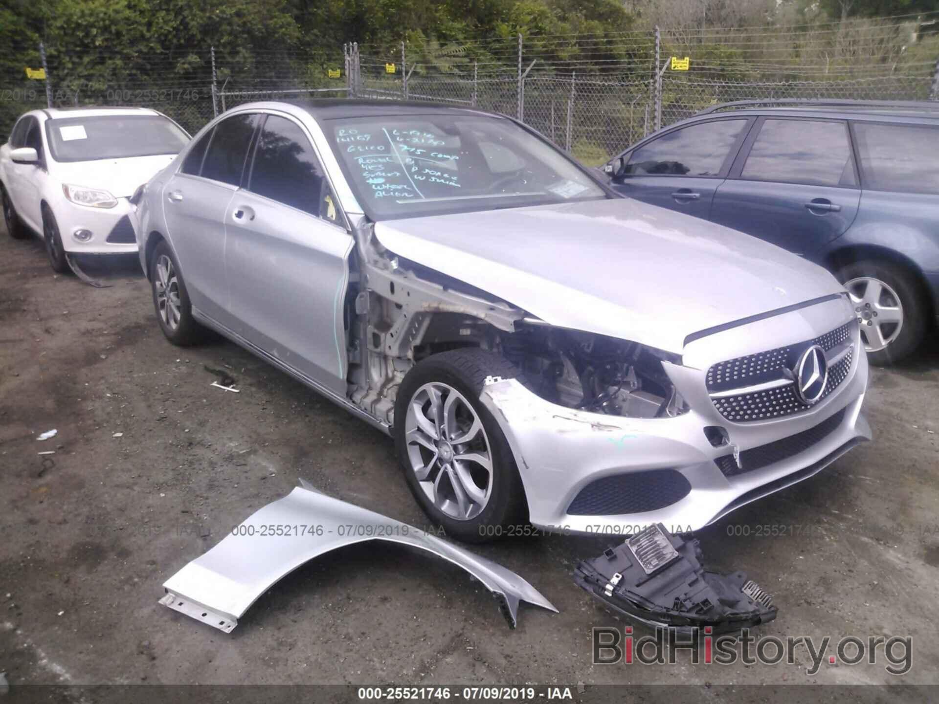 Photo 55SWF4KB5FU027511 - MERCEDES-BENZ C 2015