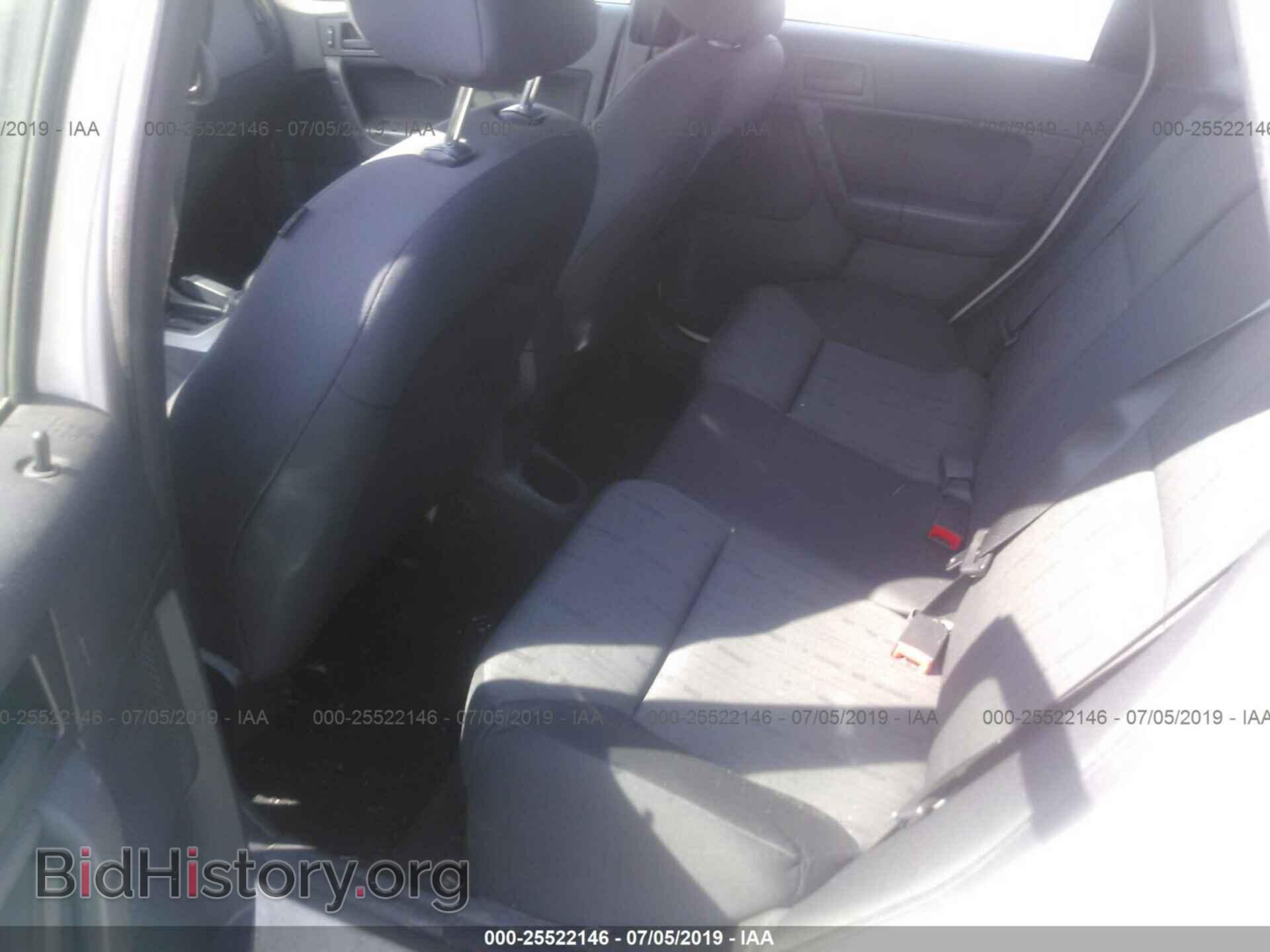 2011 FORD FOCUS - VIN: 1FAHP3FN2BW153097 - Photo 8